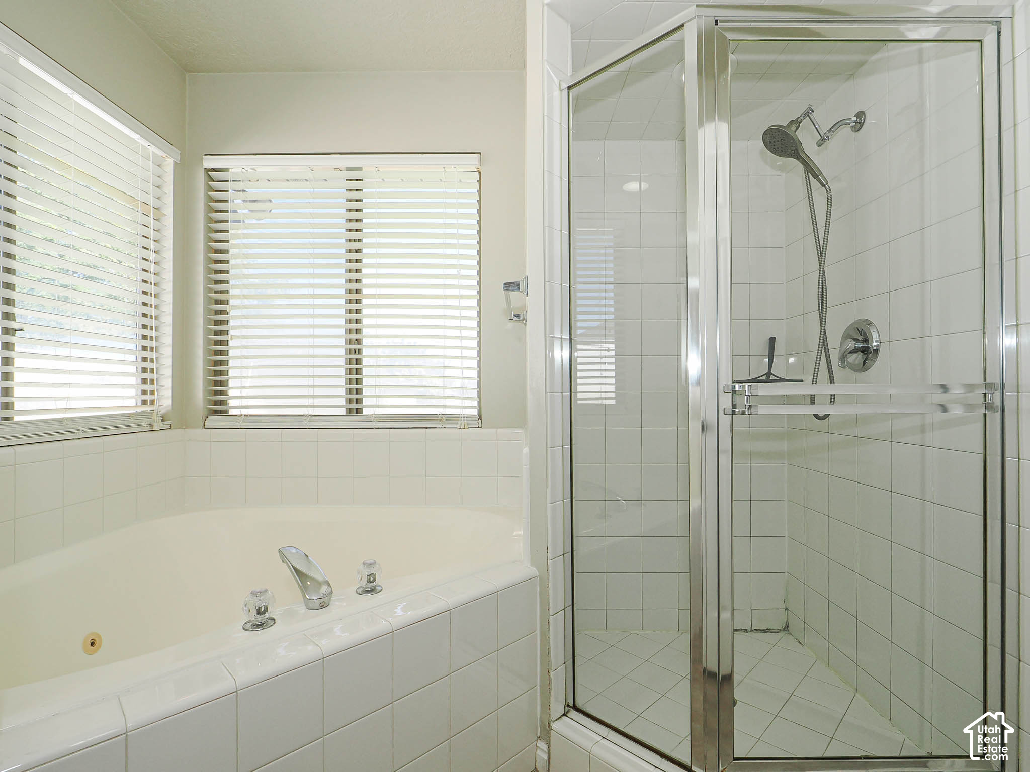 property viewer photo 15