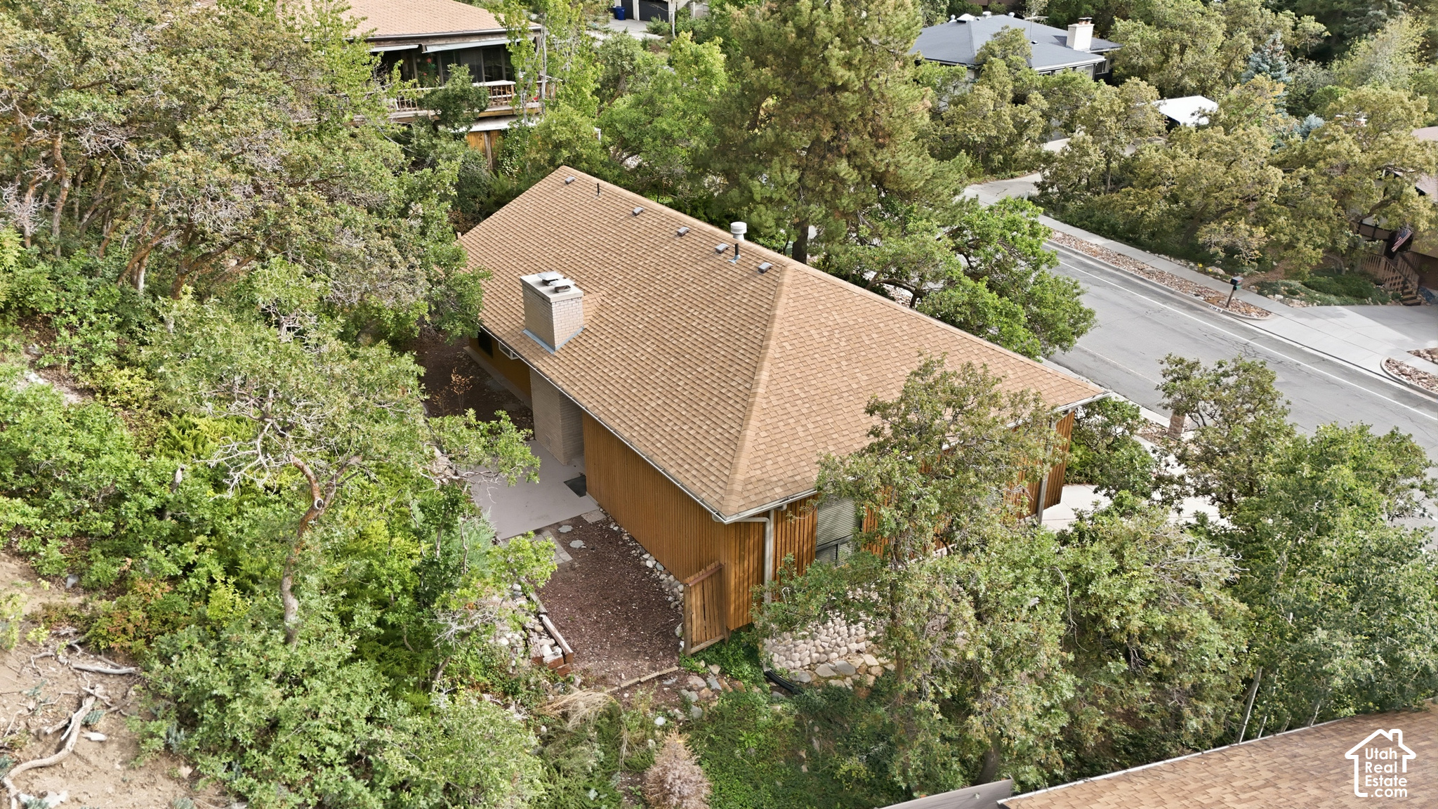 main property photo 43