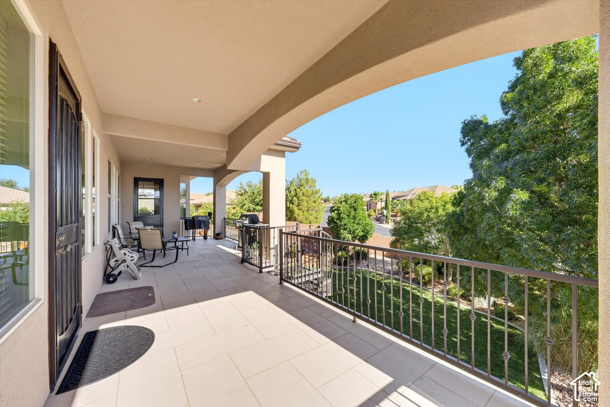 main property photo 48
