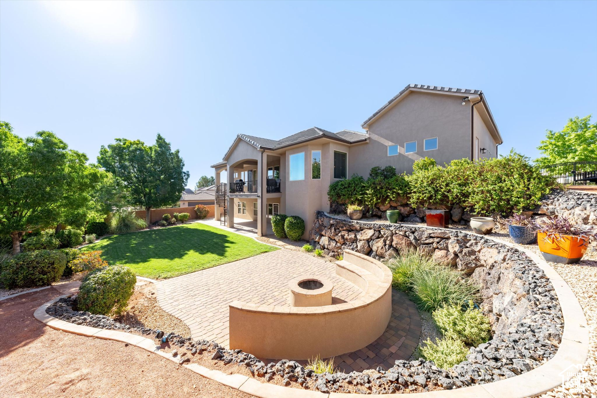 main property photo 79