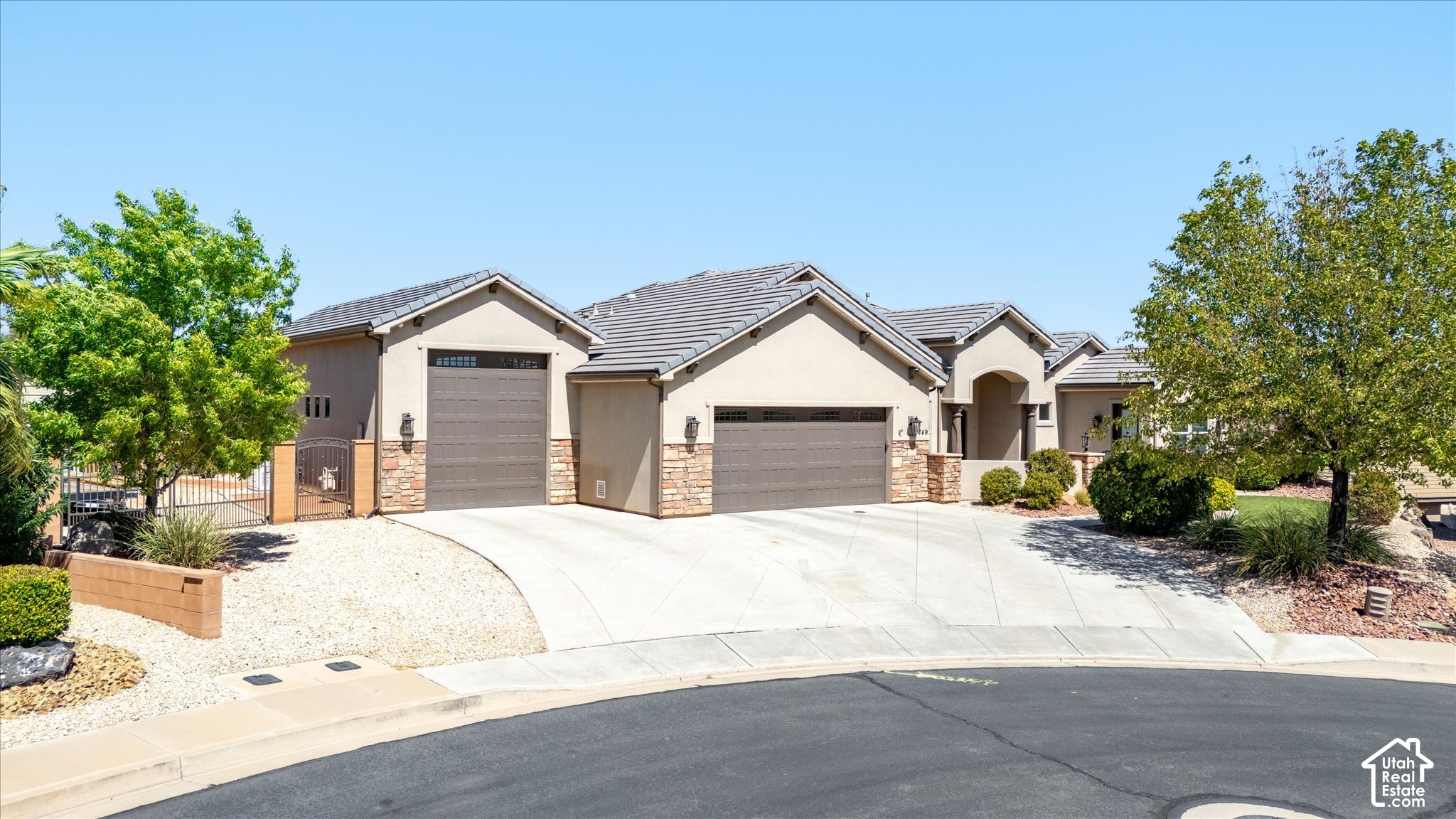 main property photo 82