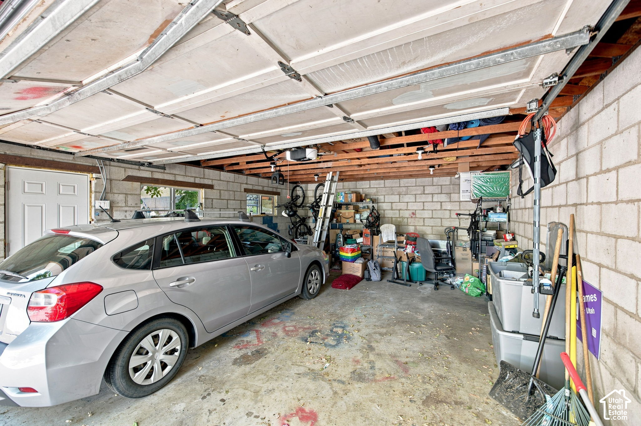 main property photo 48