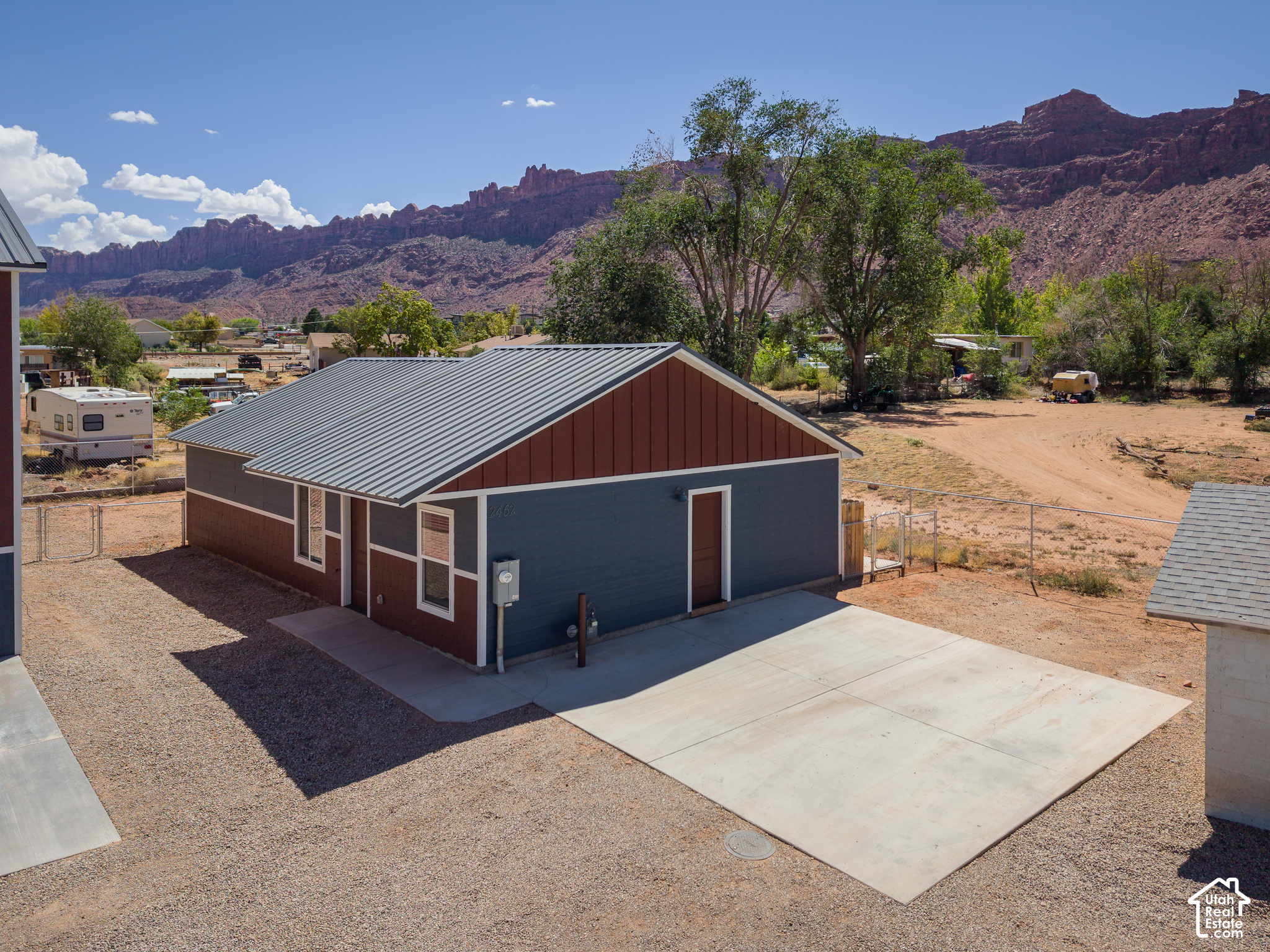 main property photo 43