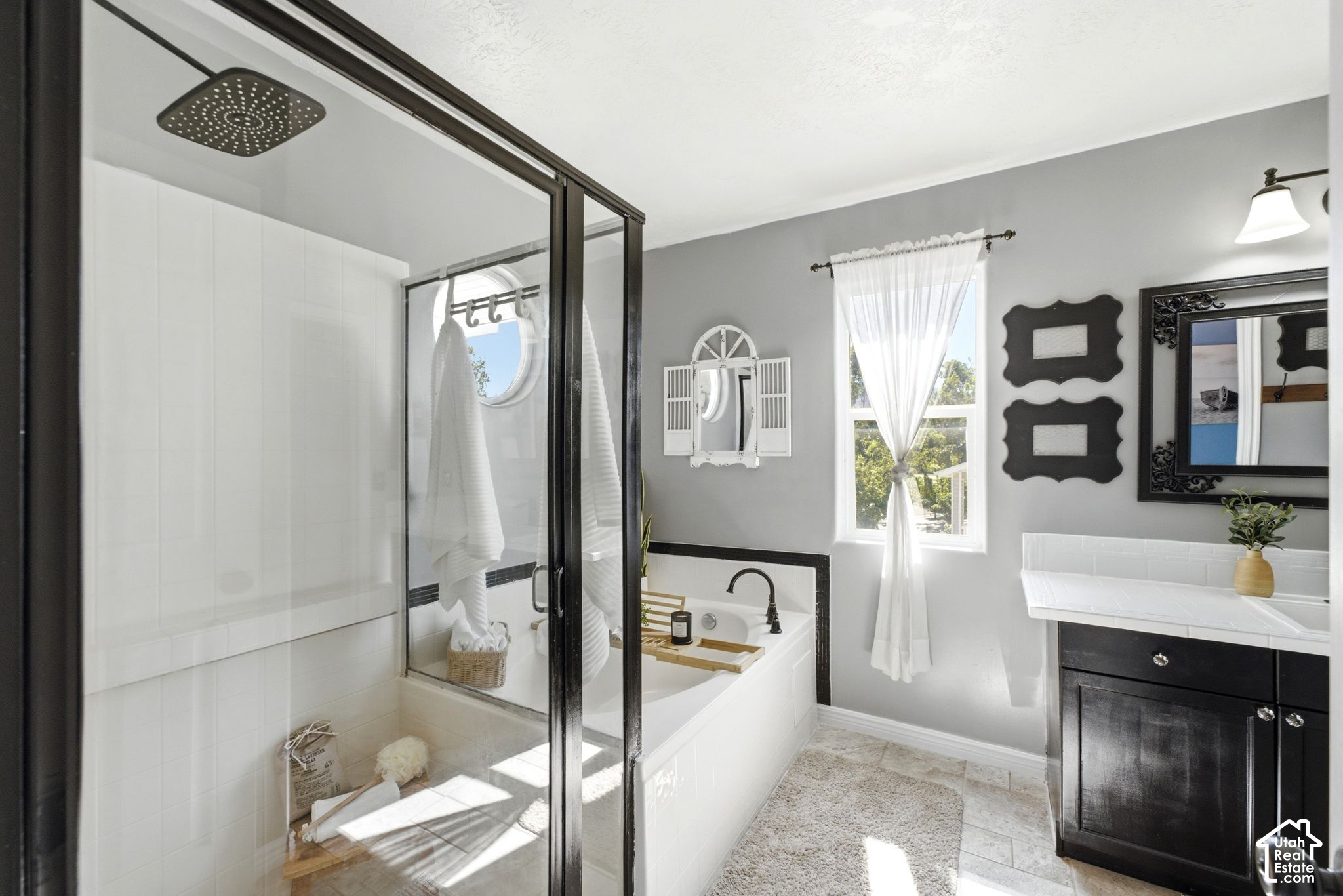 property viewer photo 30