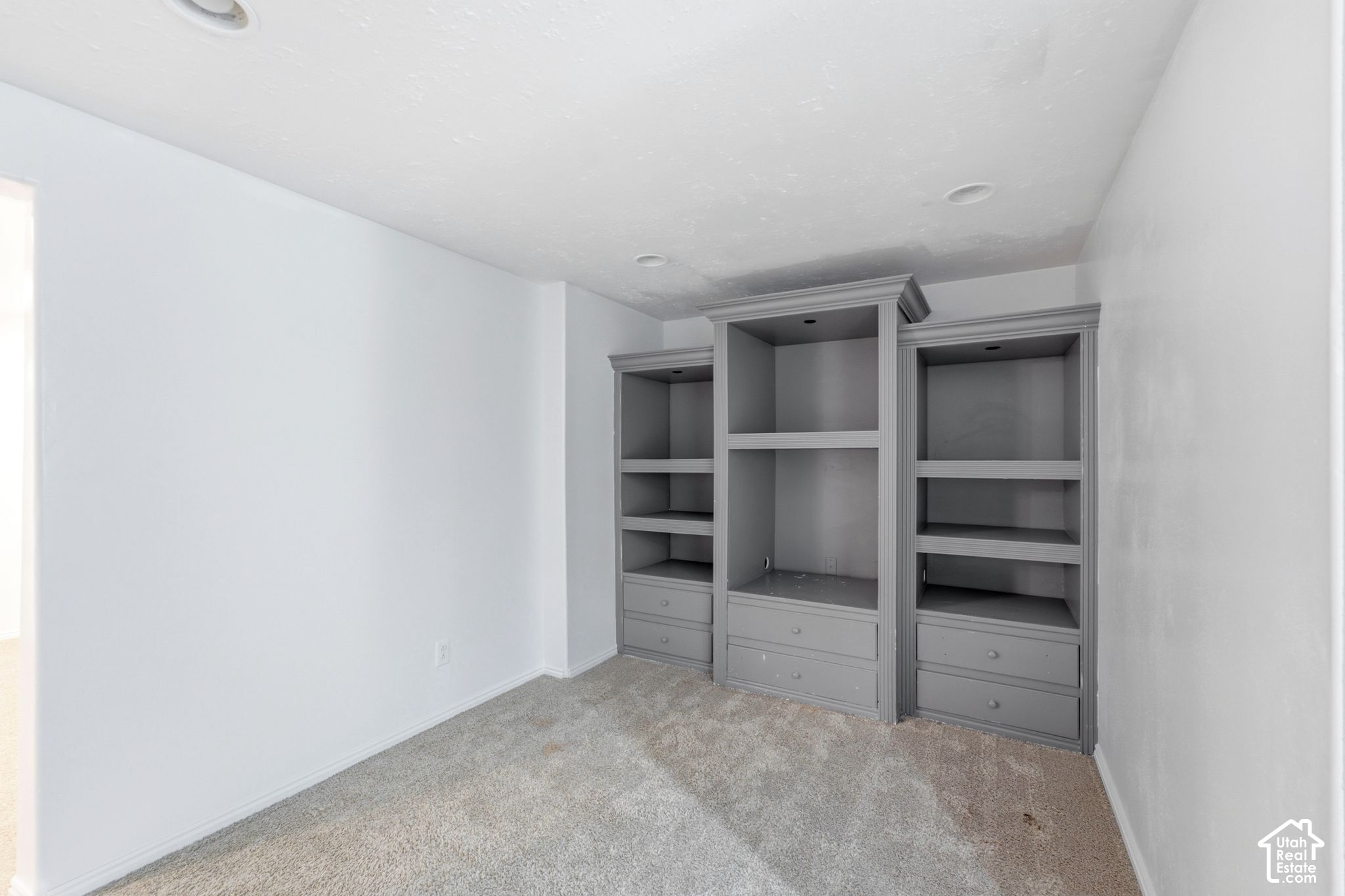 property viewer photo 40