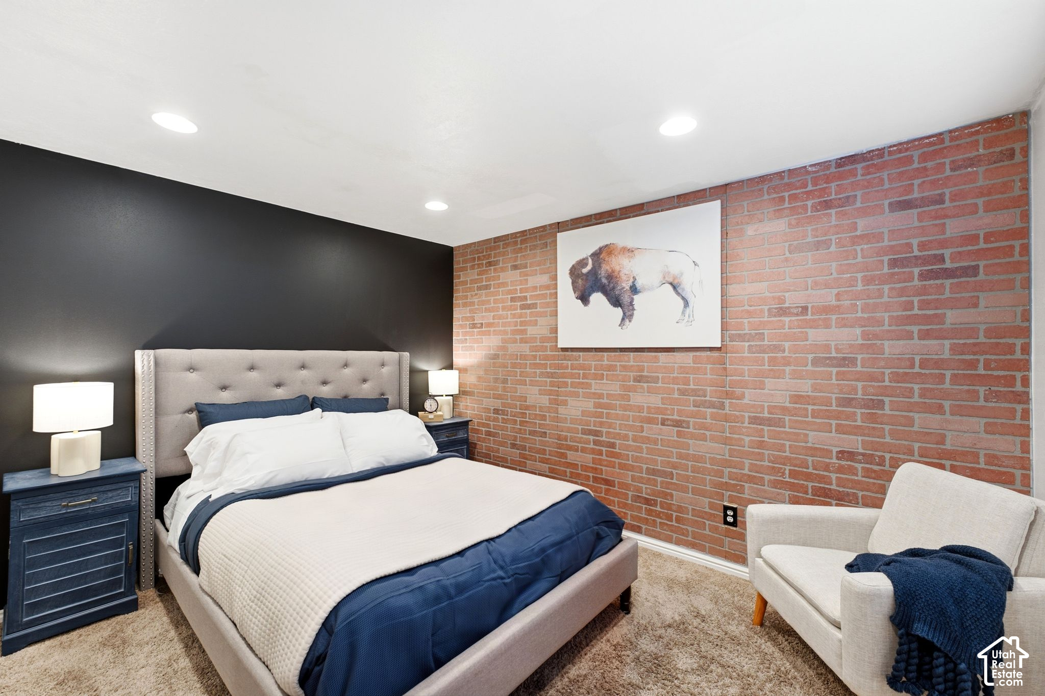 property viewer photo 45