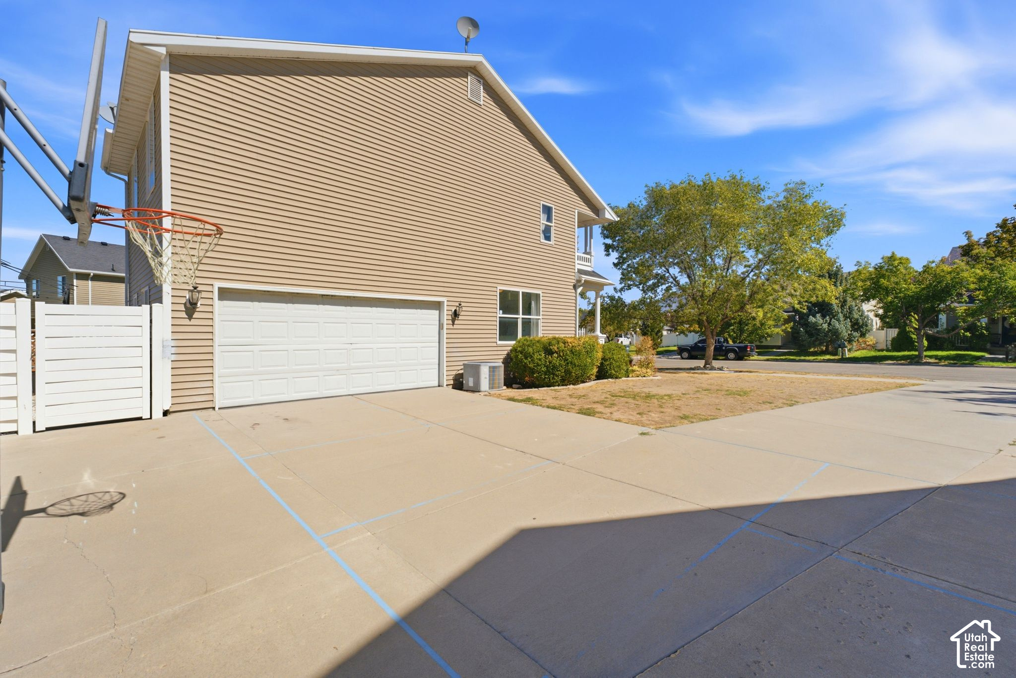 property viewer photo 49