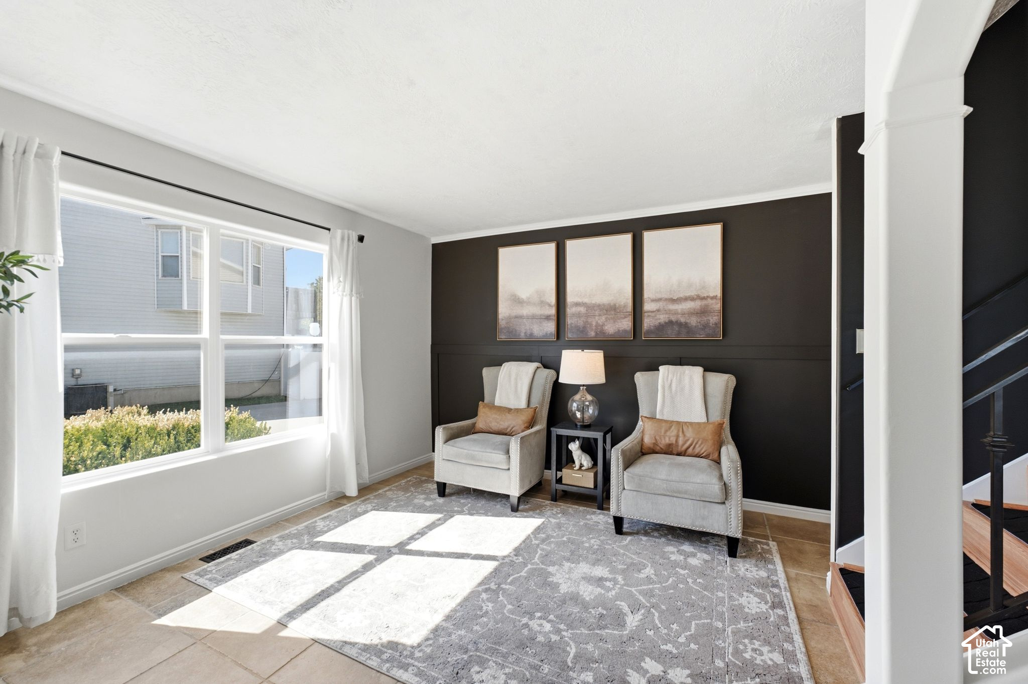 property viewer photo 5