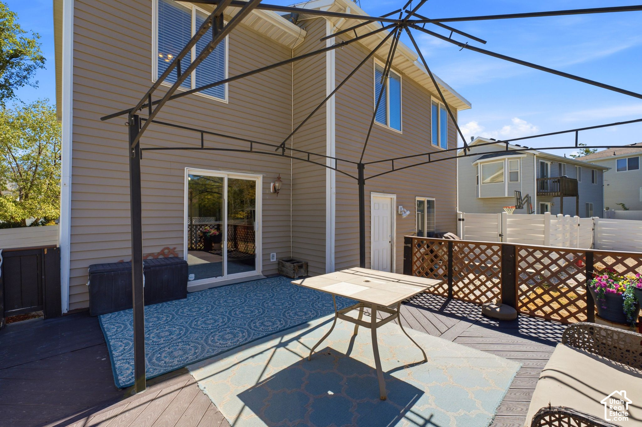 property viewer photo 59