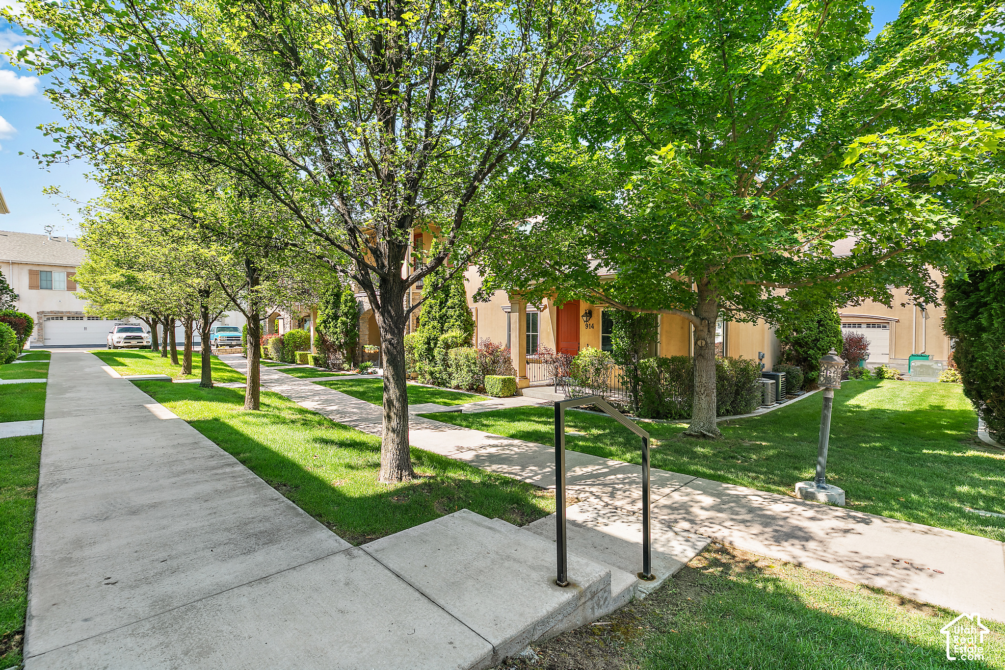main property photo 13