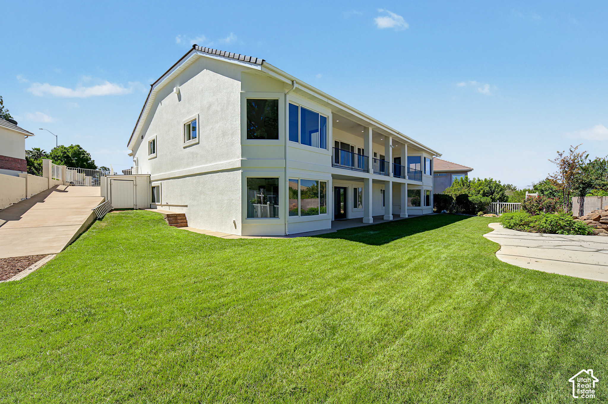 main property photo 54