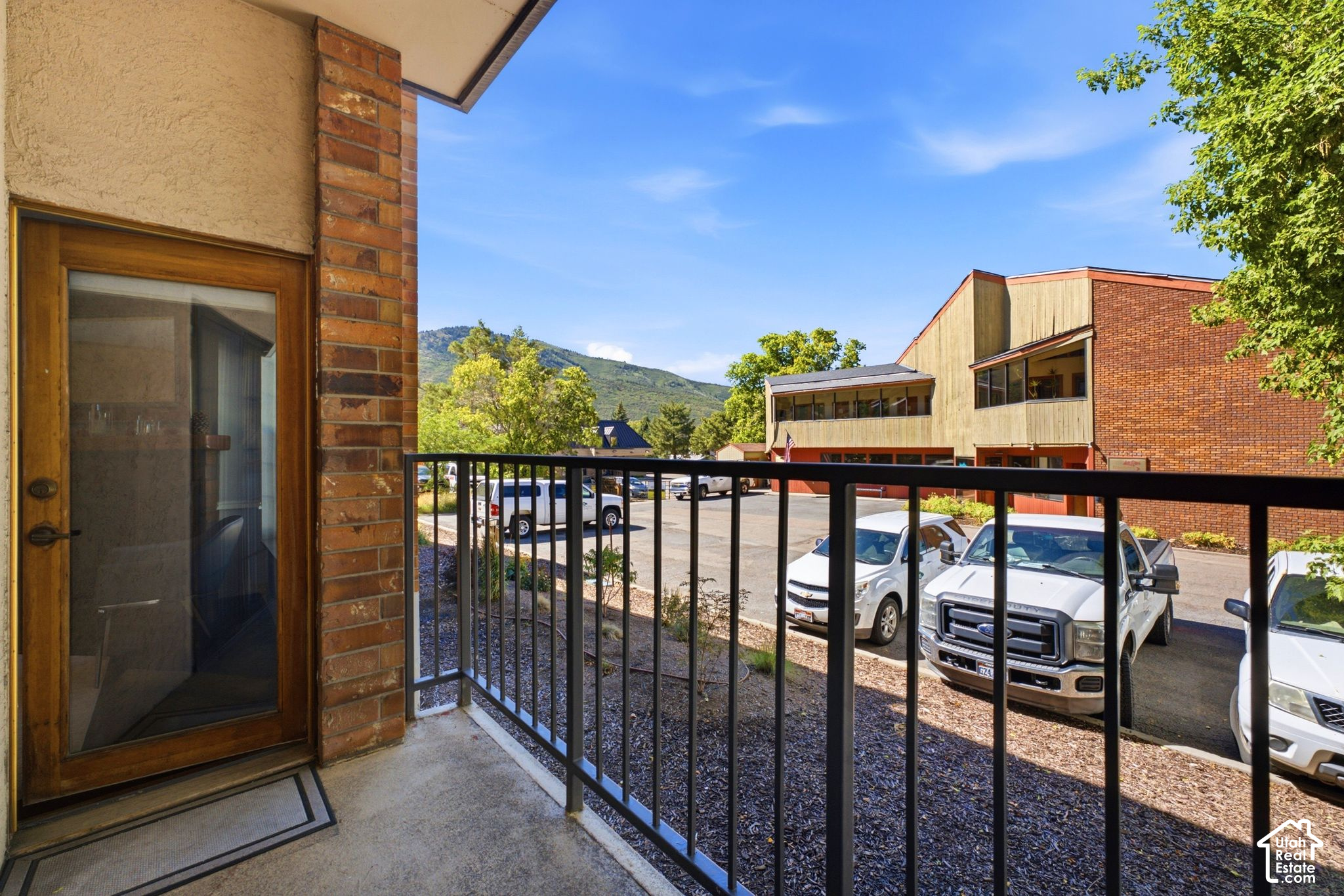 main property photo 15