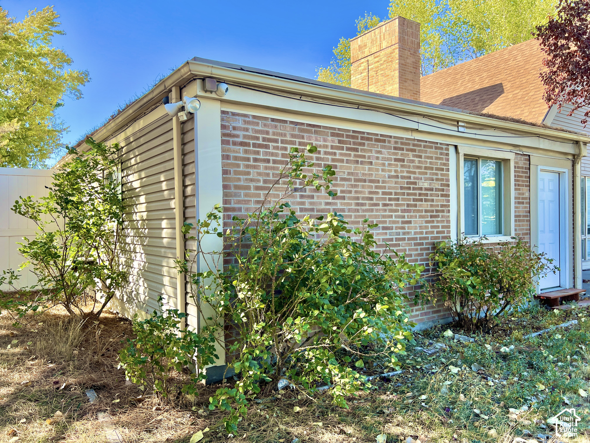 main property photo 47