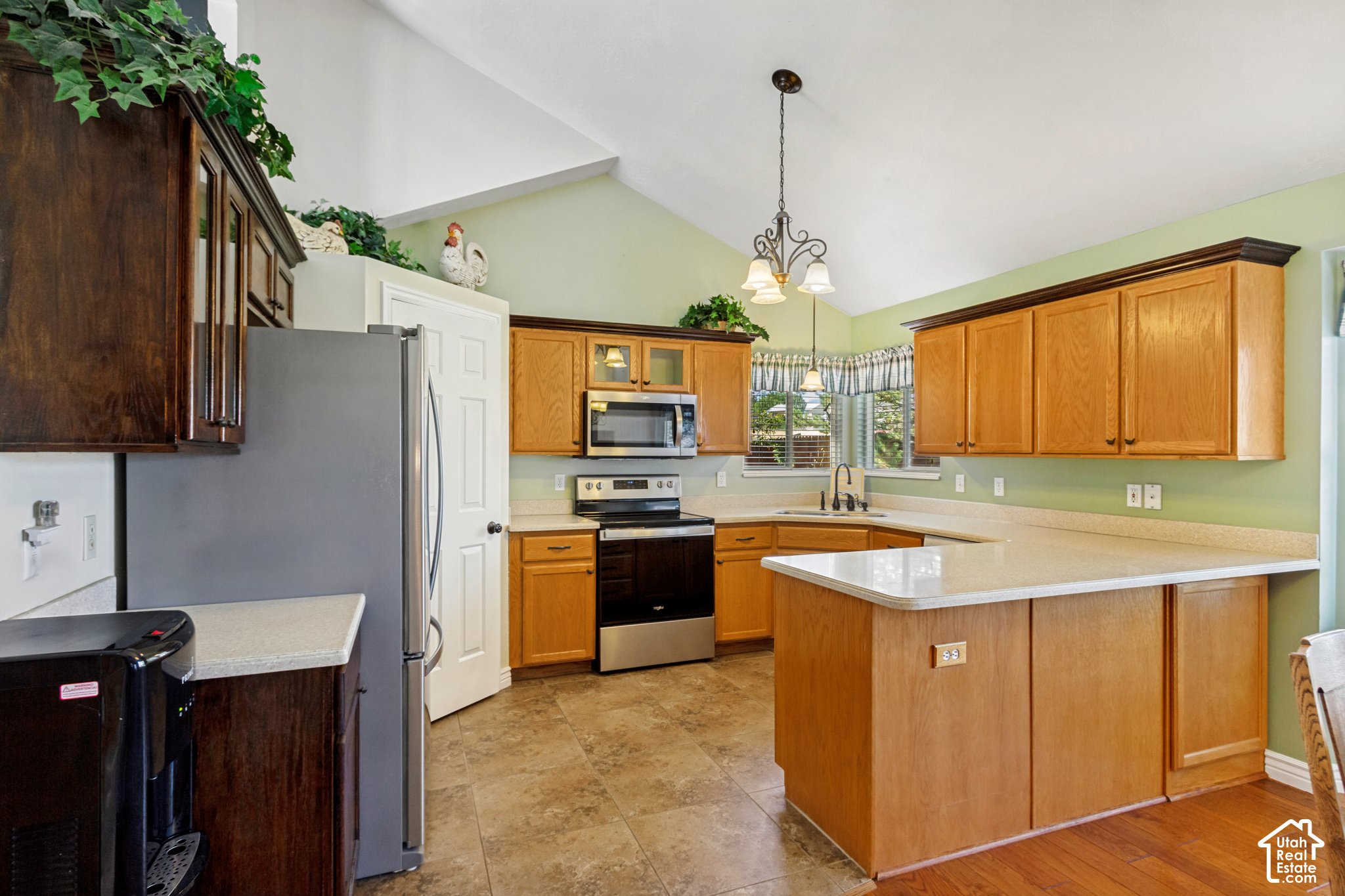 main property photo 7