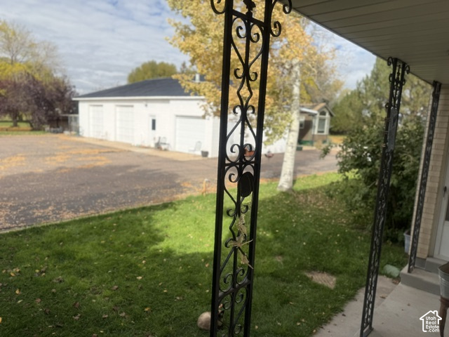 main property photo 77