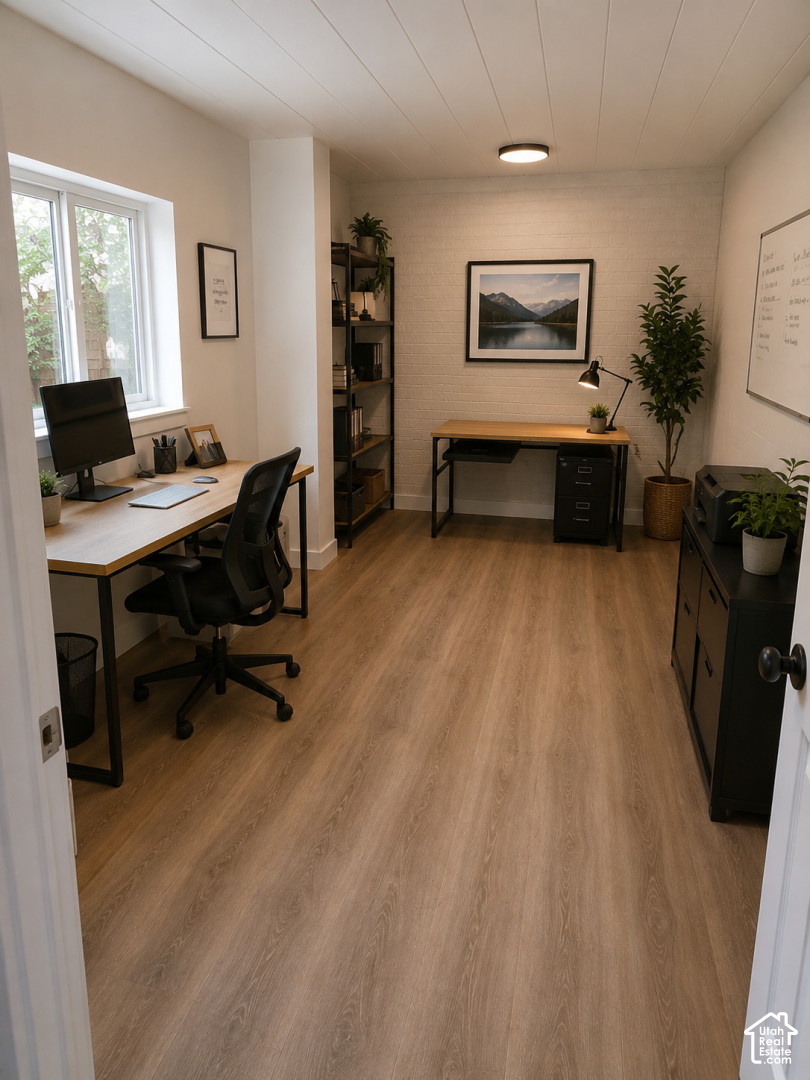 main property photo 5