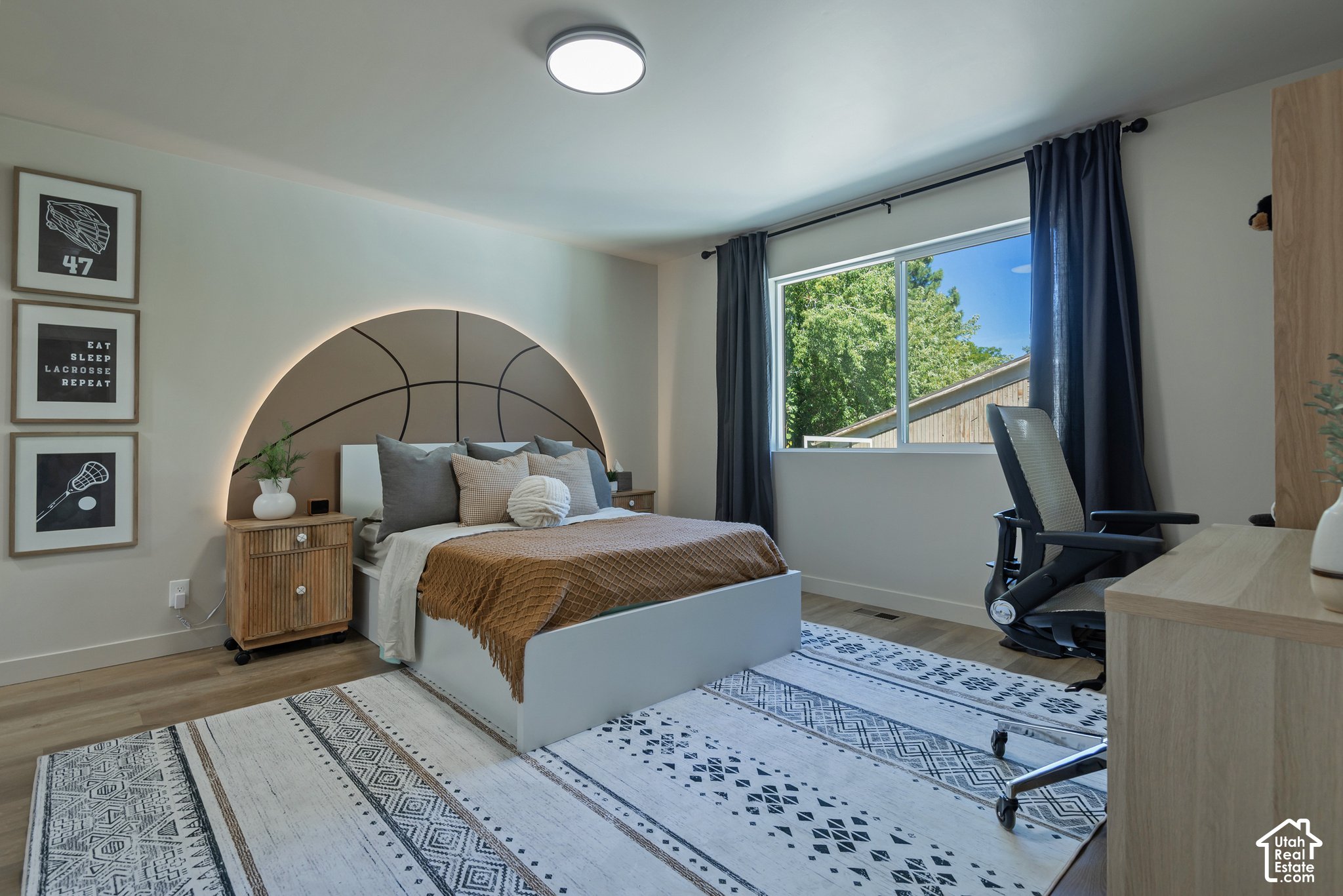 main property photo 22