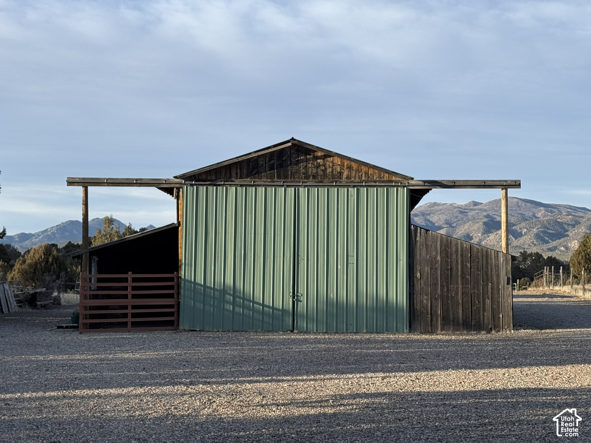 main property photo 47