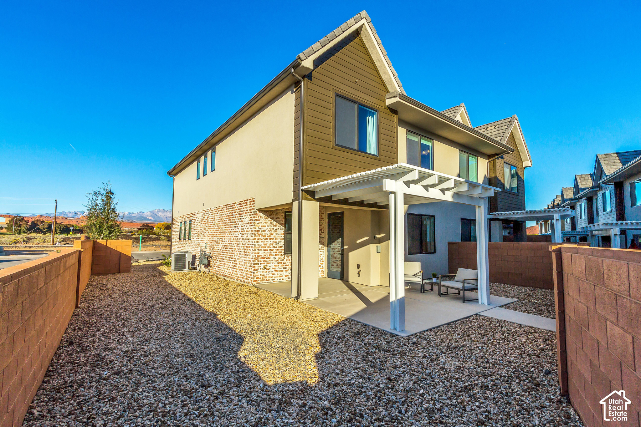main property photo 54