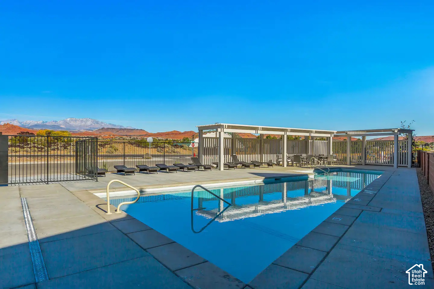 main property photo 59