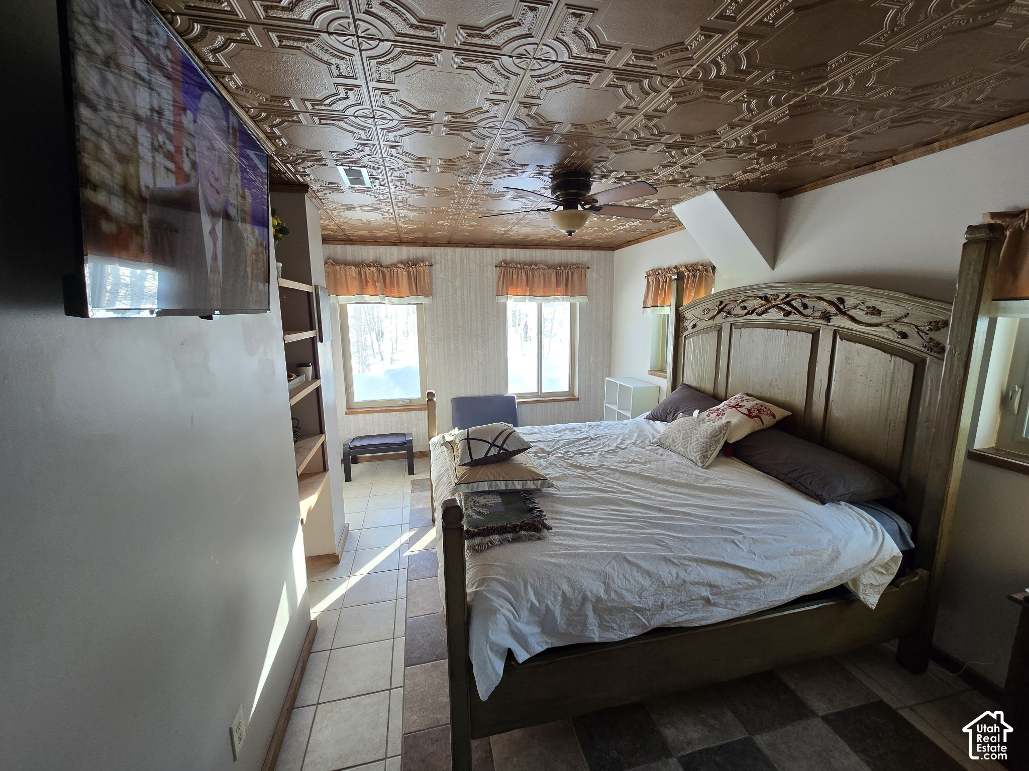 main property photo 34