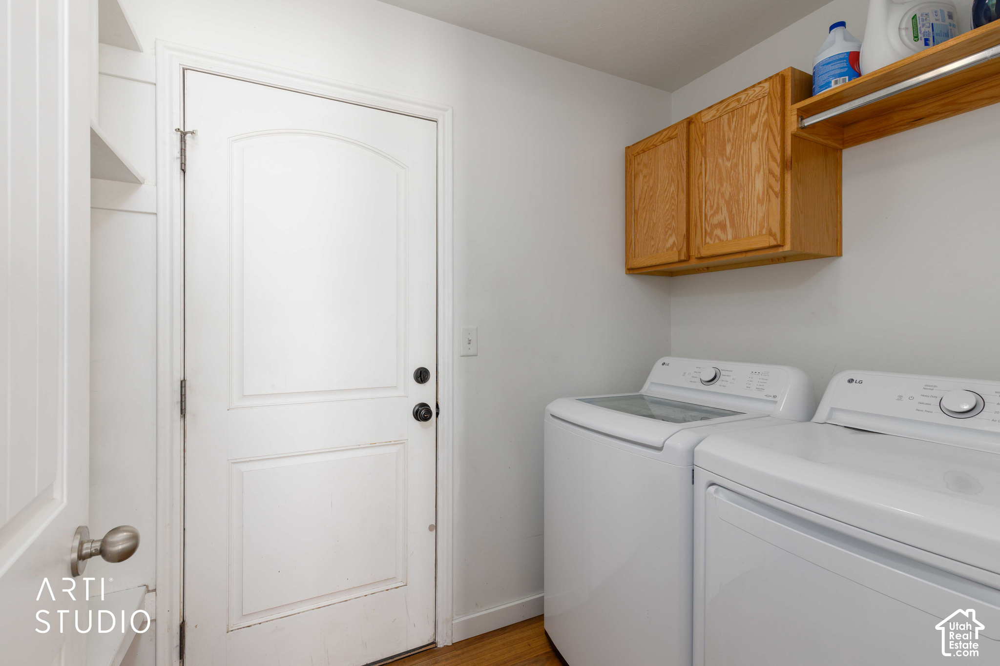 main property photo 13
