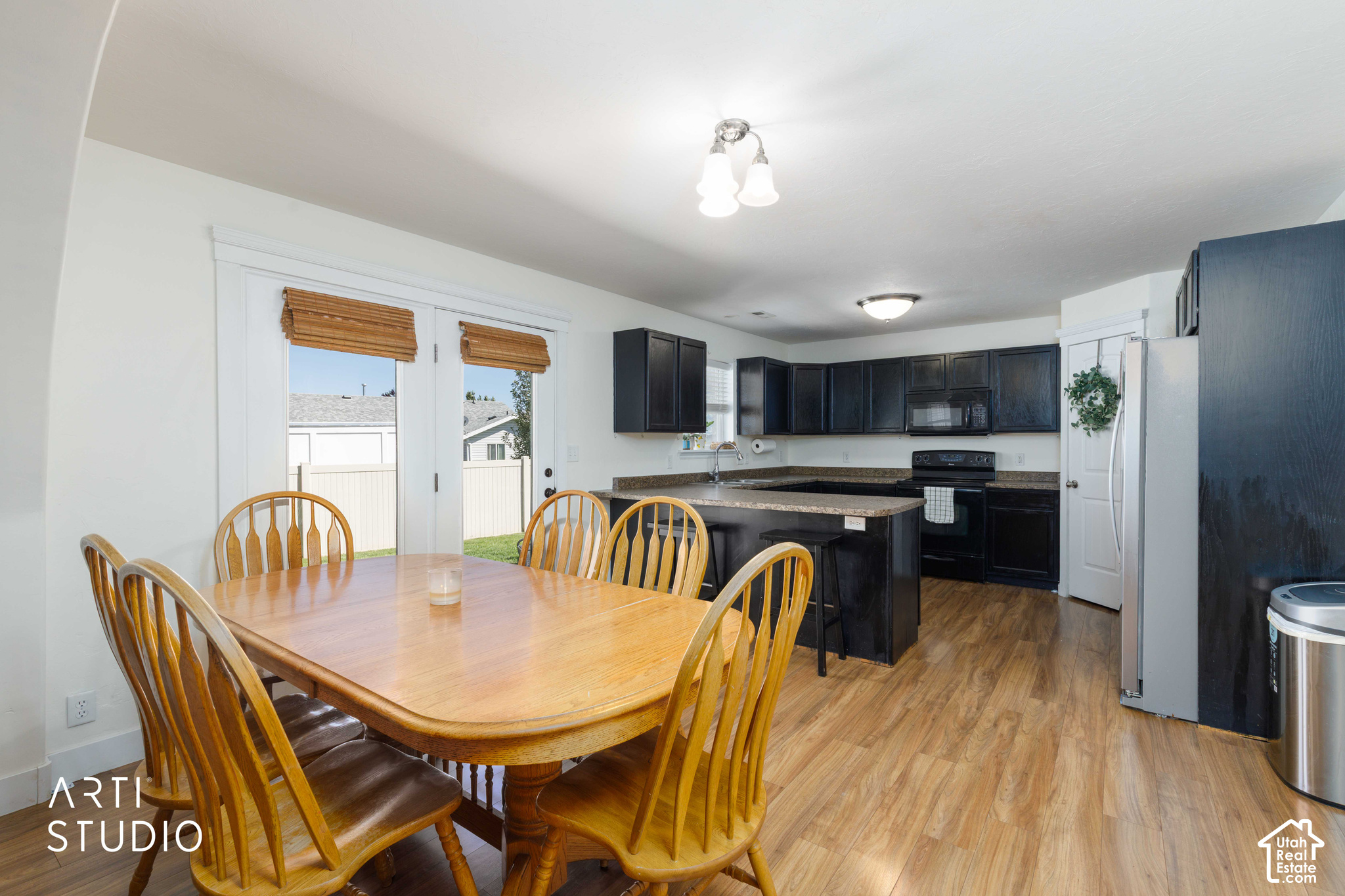 main property photo 8