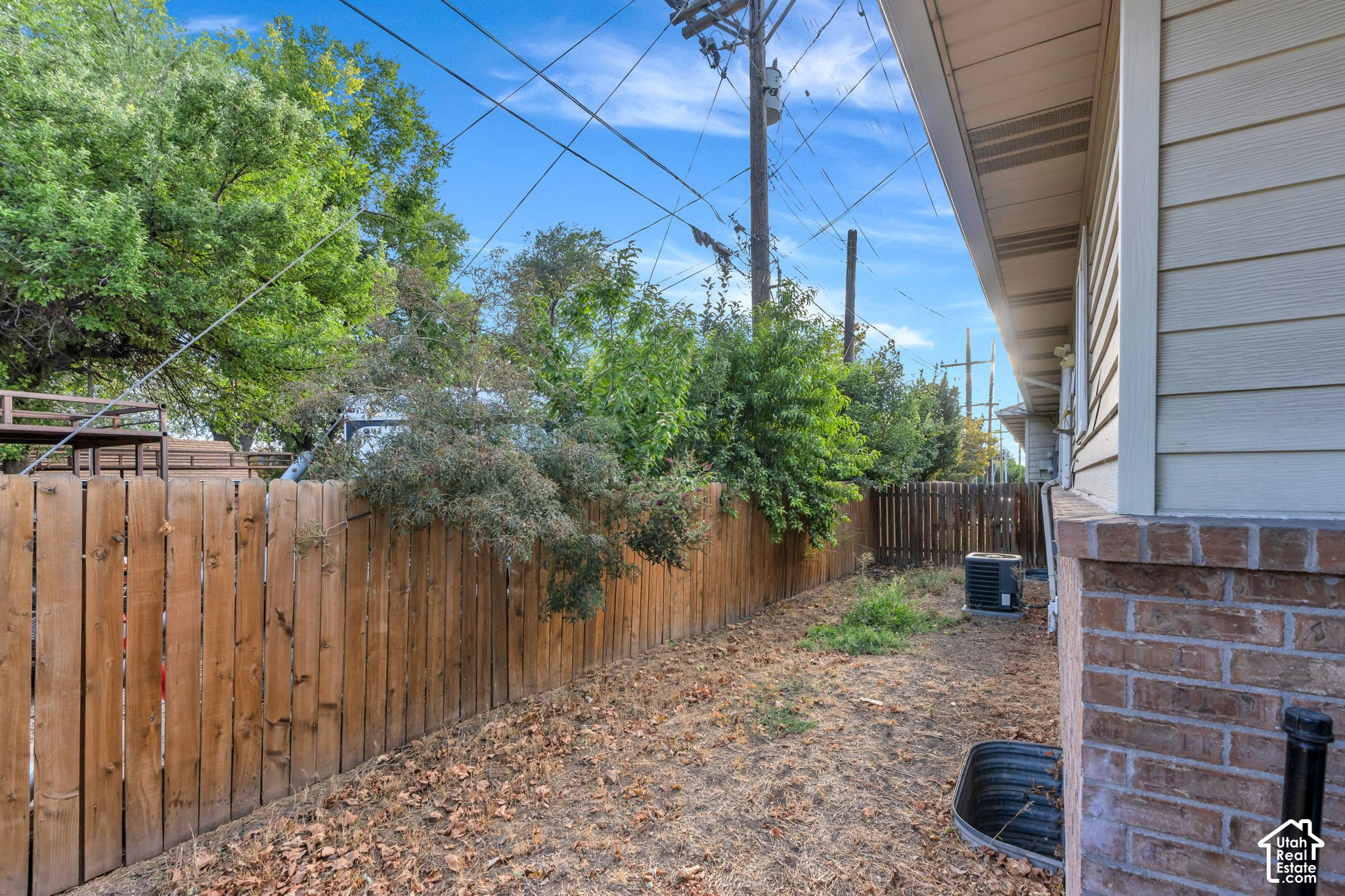 main property photo 45