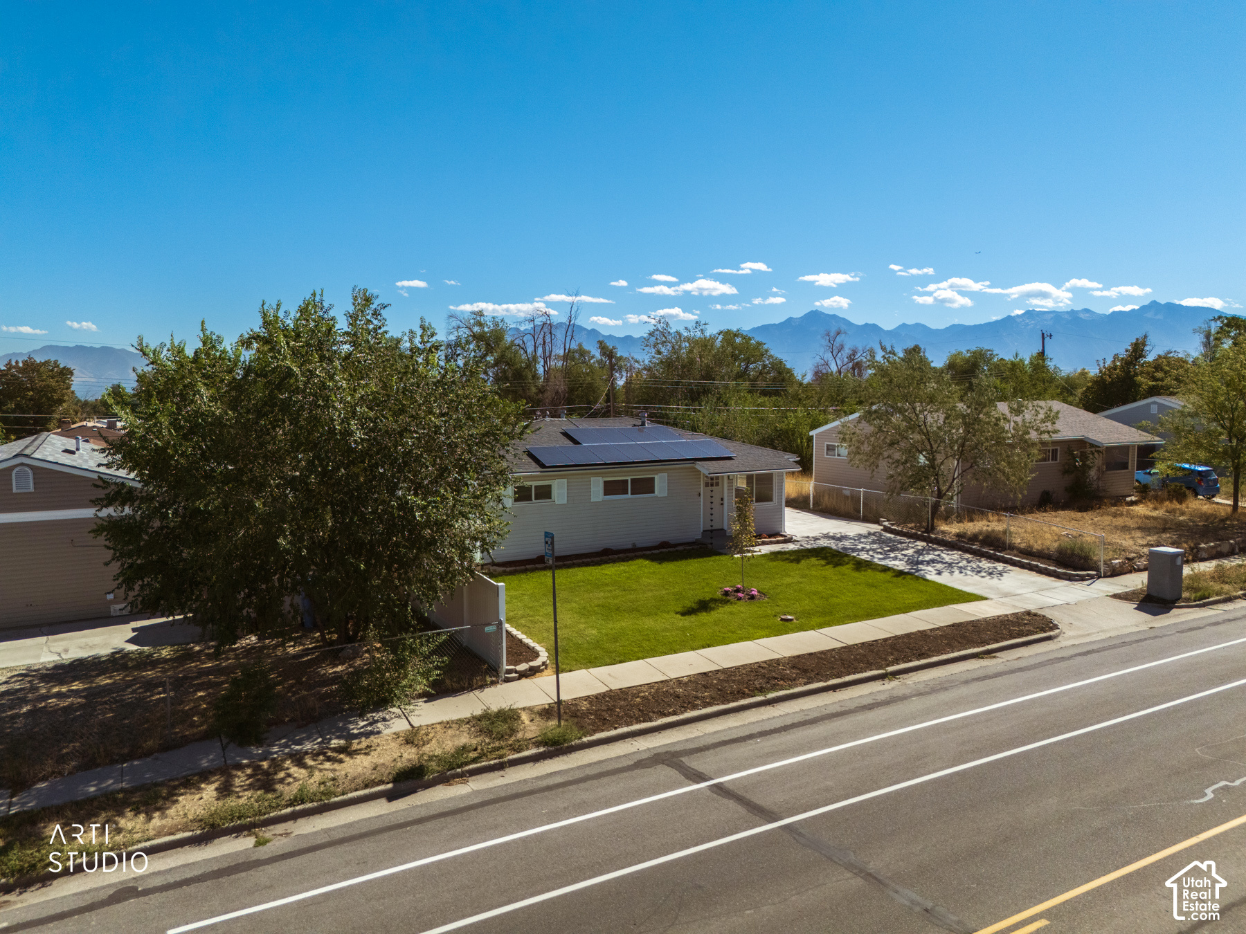 main property photo 34
