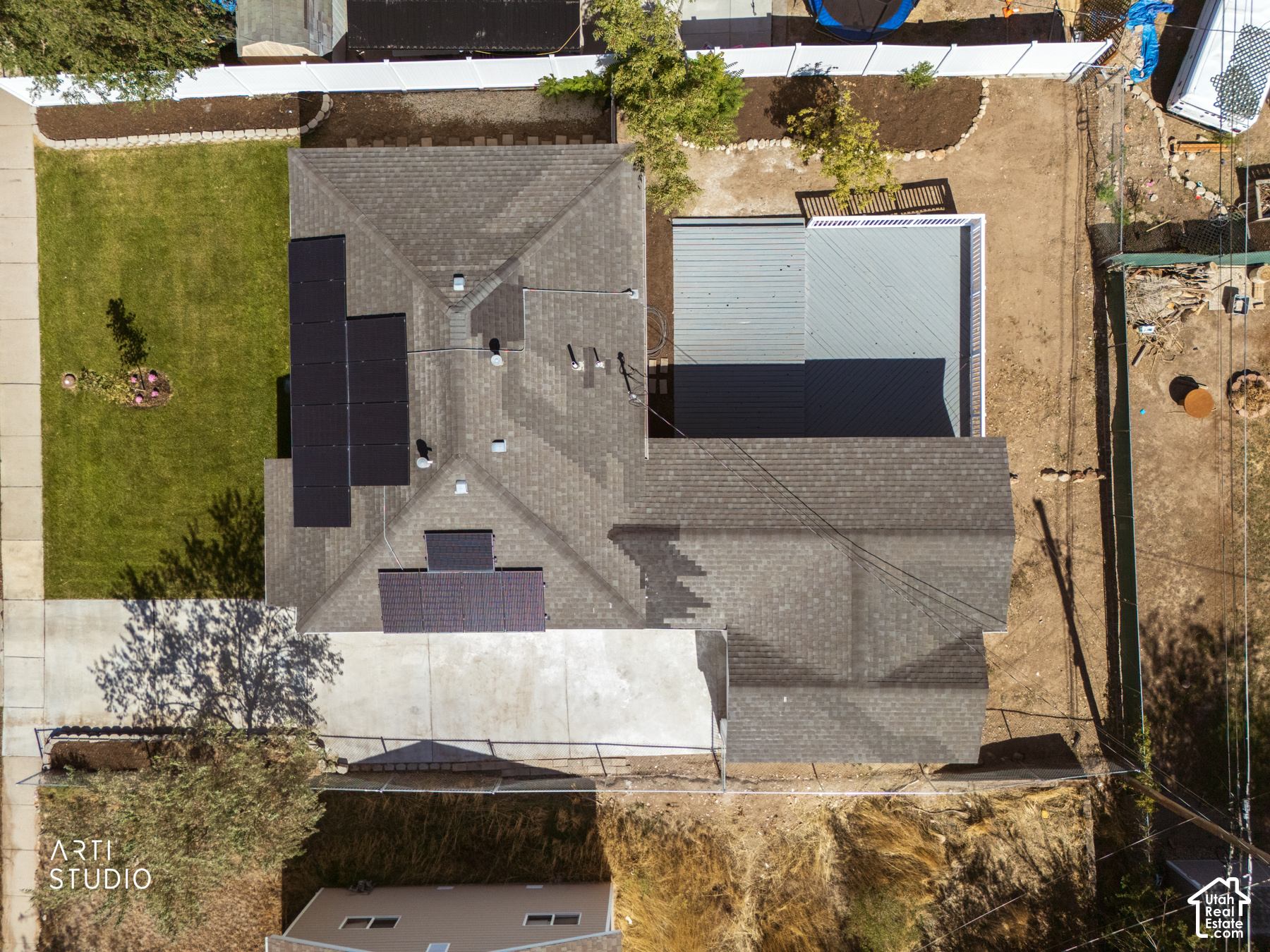 main property photo 42