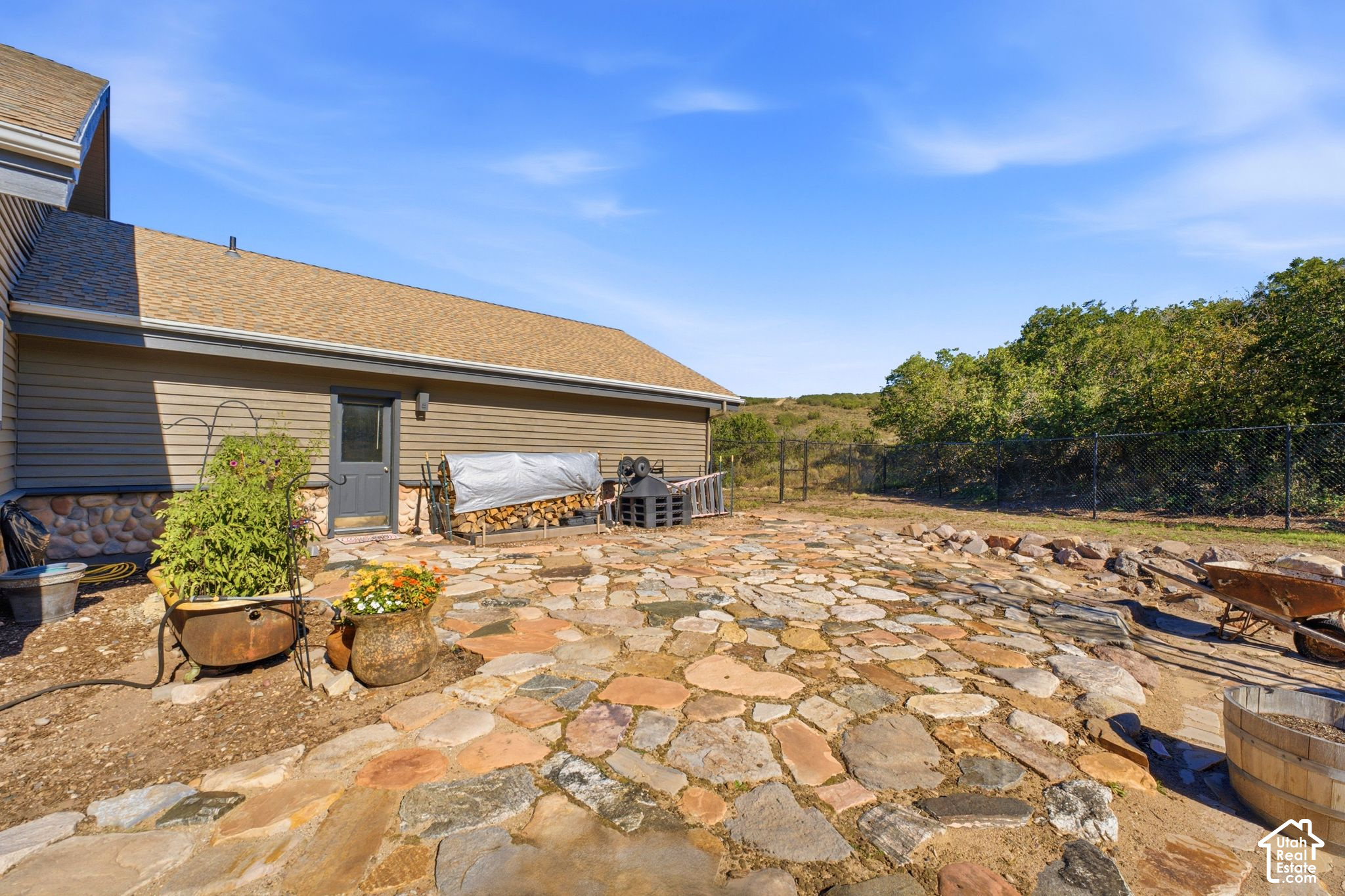 main property photo 53