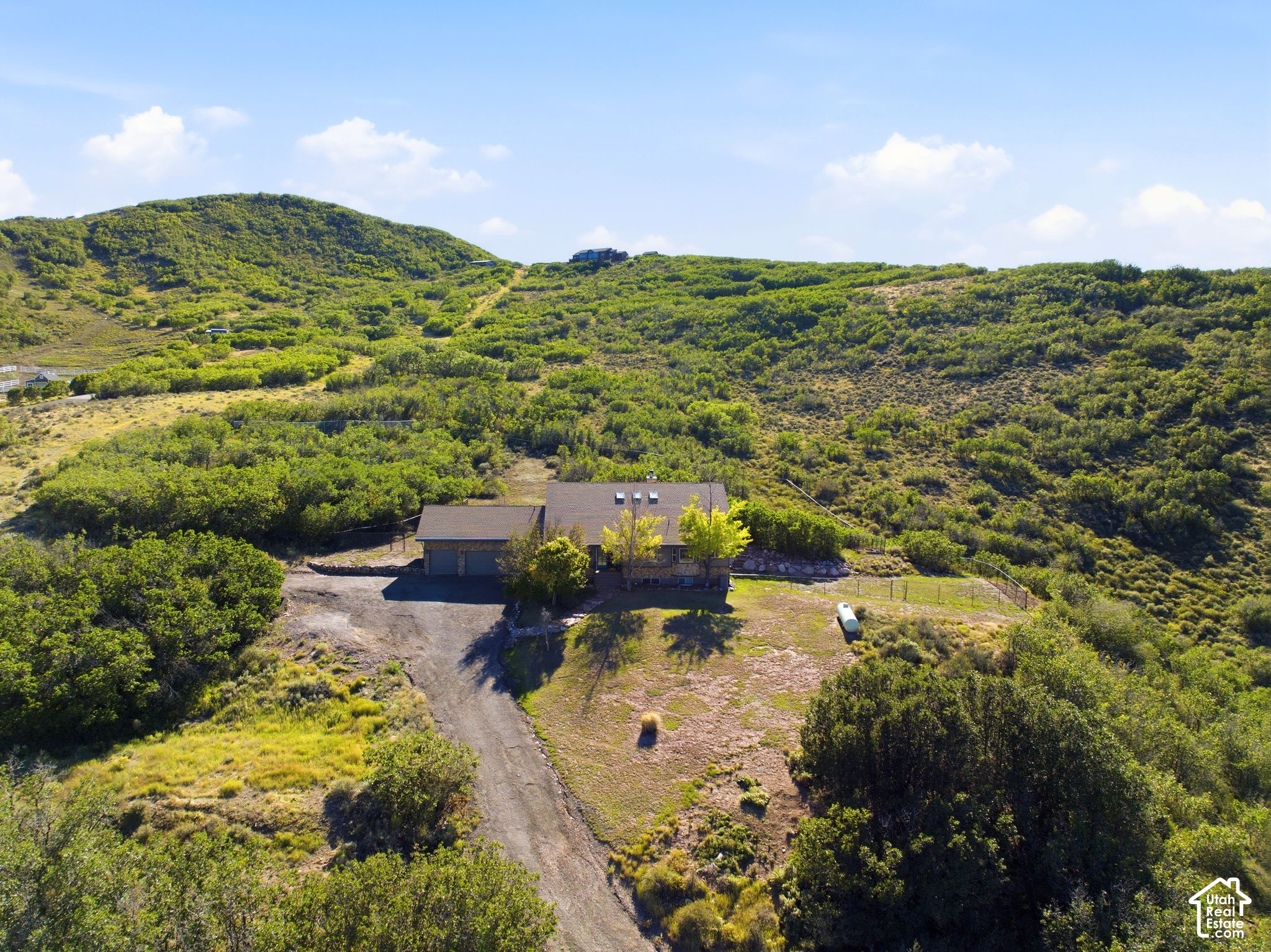 main property photo 77