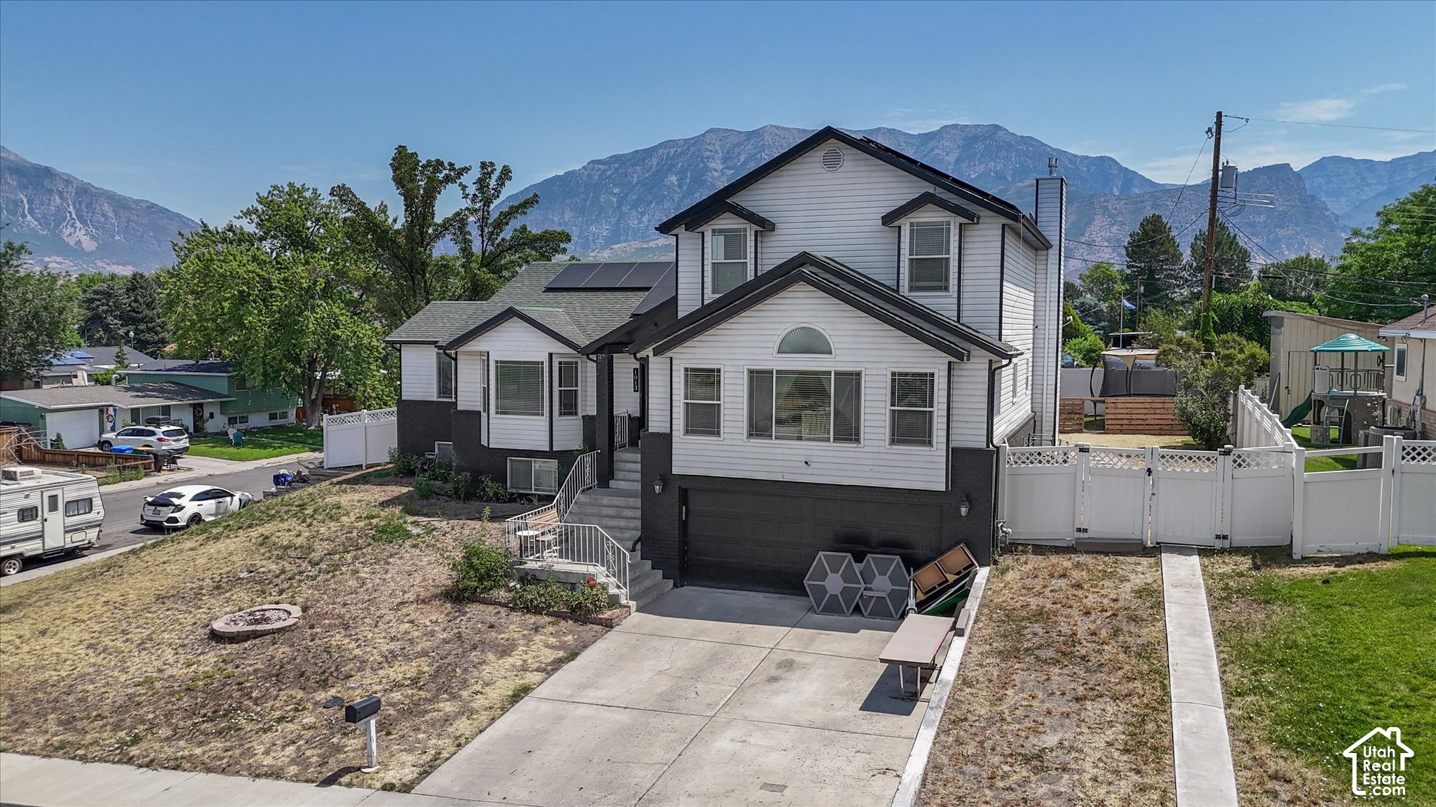main property photo 61