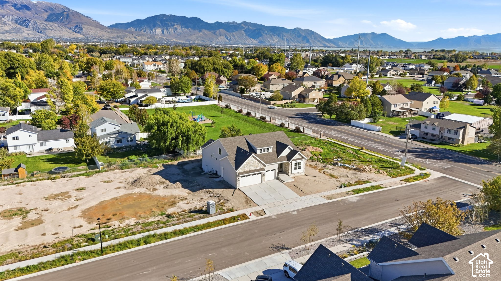main property photo 52
