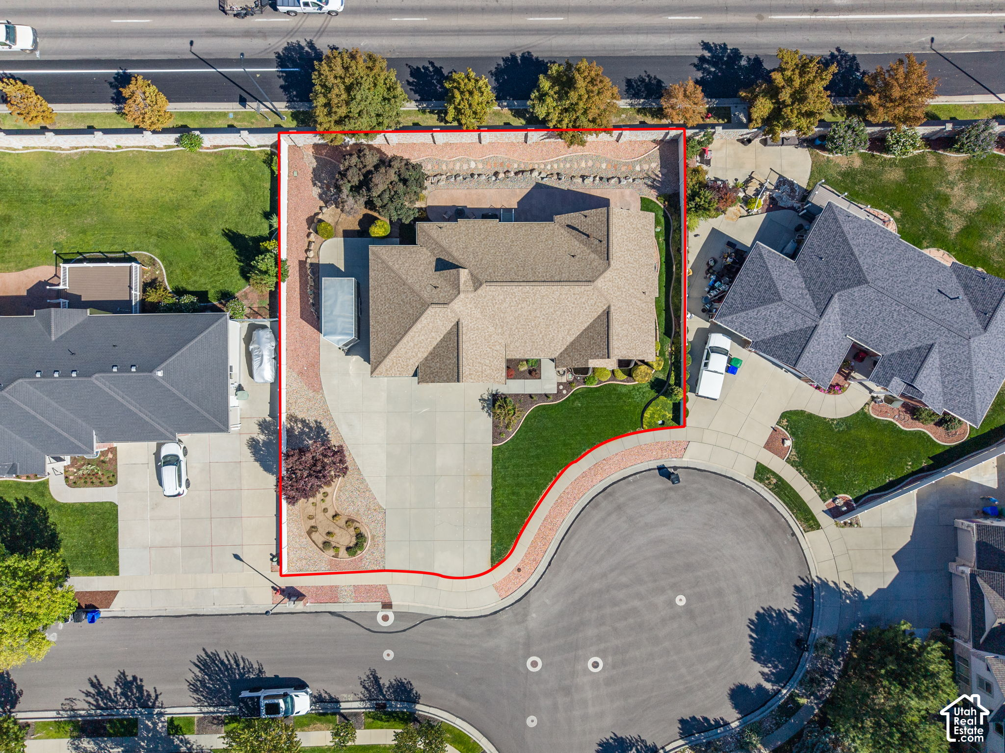 main property photo 45