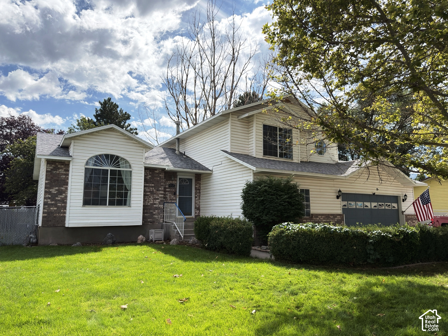 main property photo 16