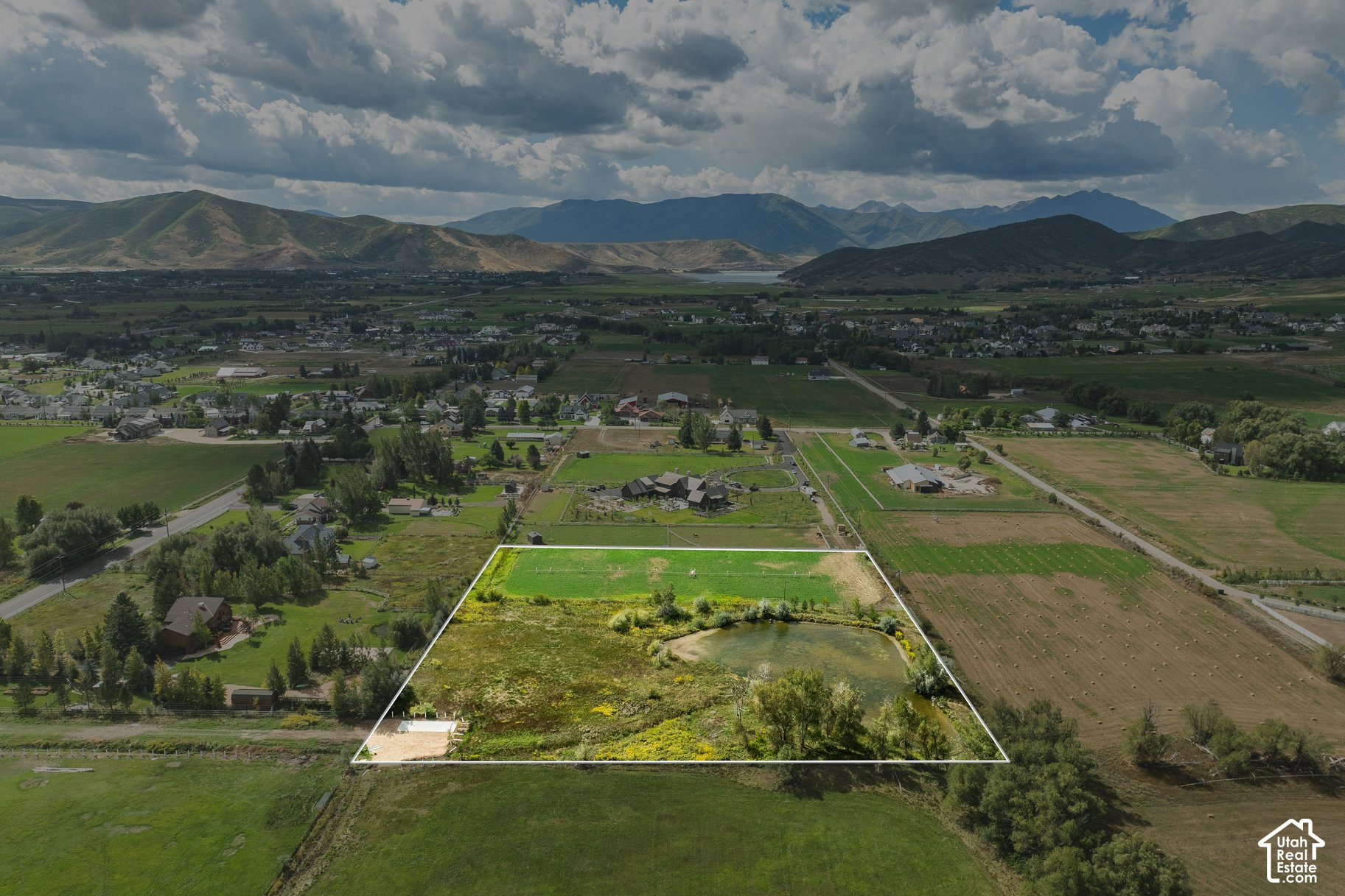 main property photo 10