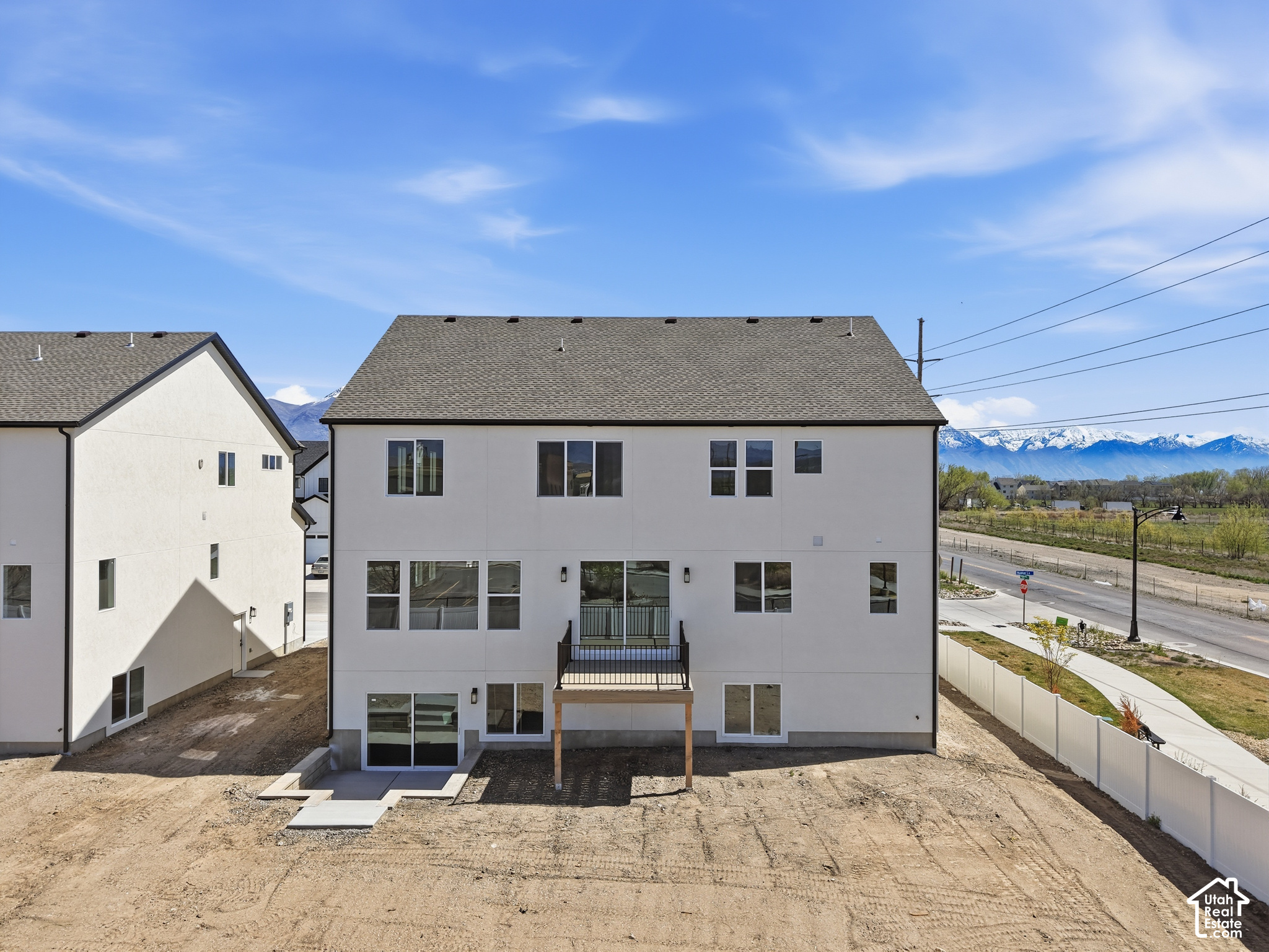 main property photo 45