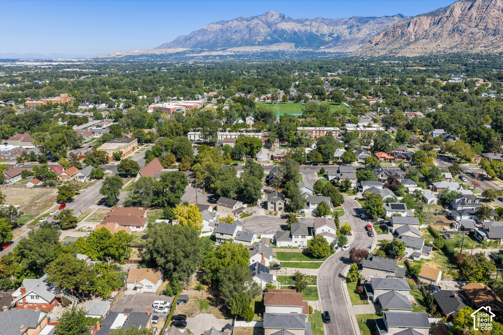 main property photo 36