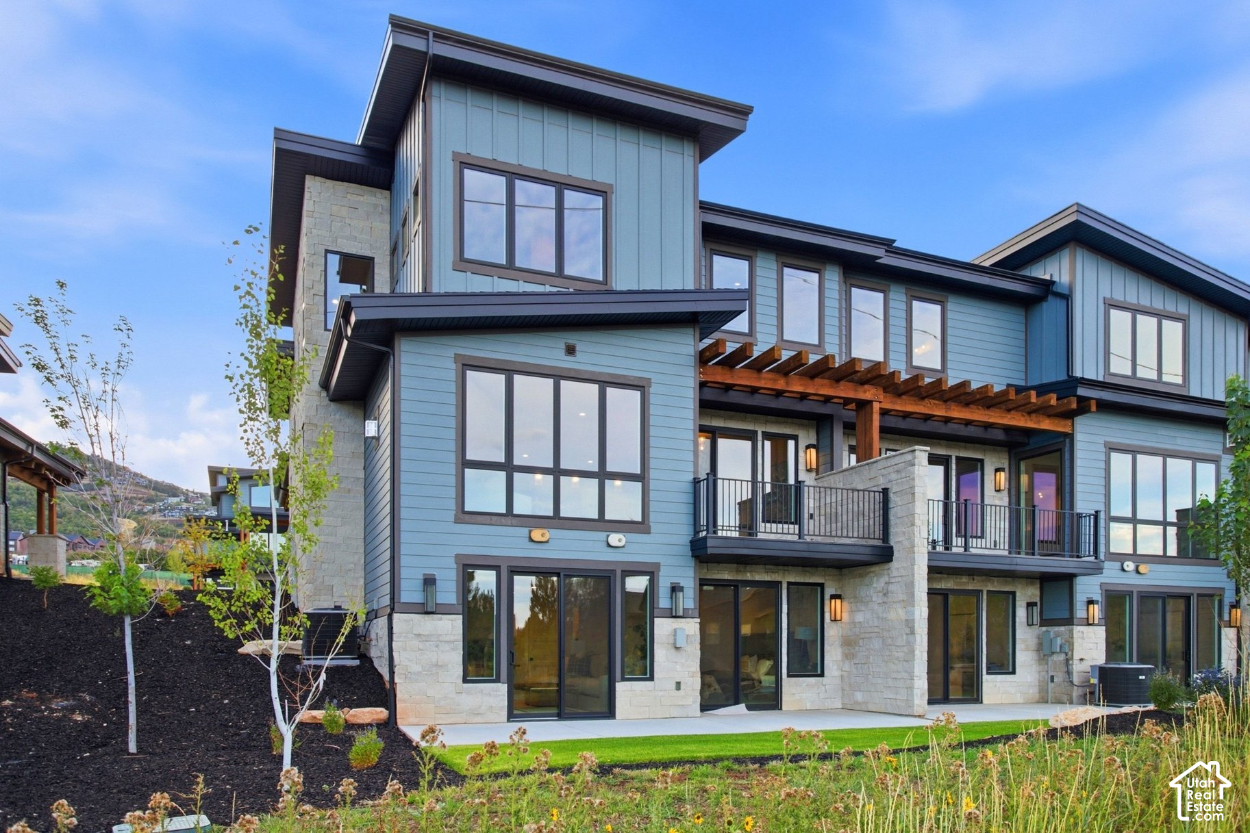 main property photo 47