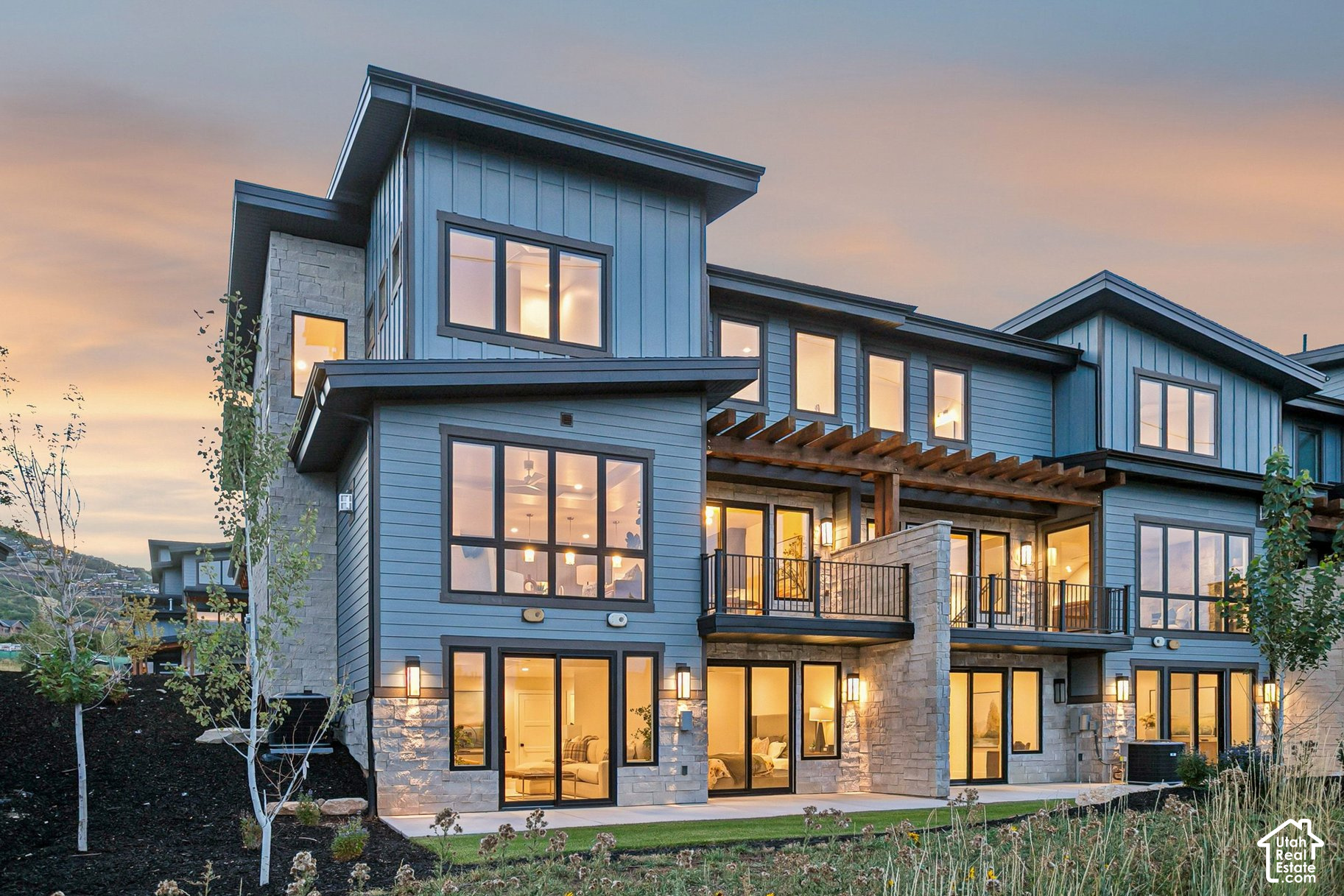 main property photo 60
