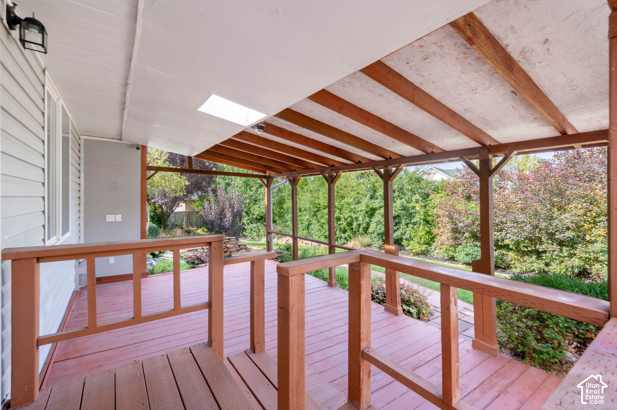 main property photo 24