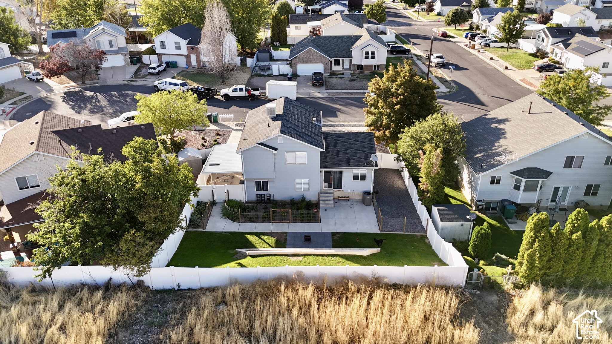 main property photo 43