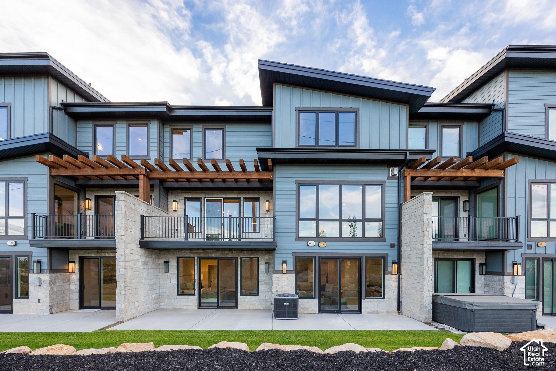 main property photo 43