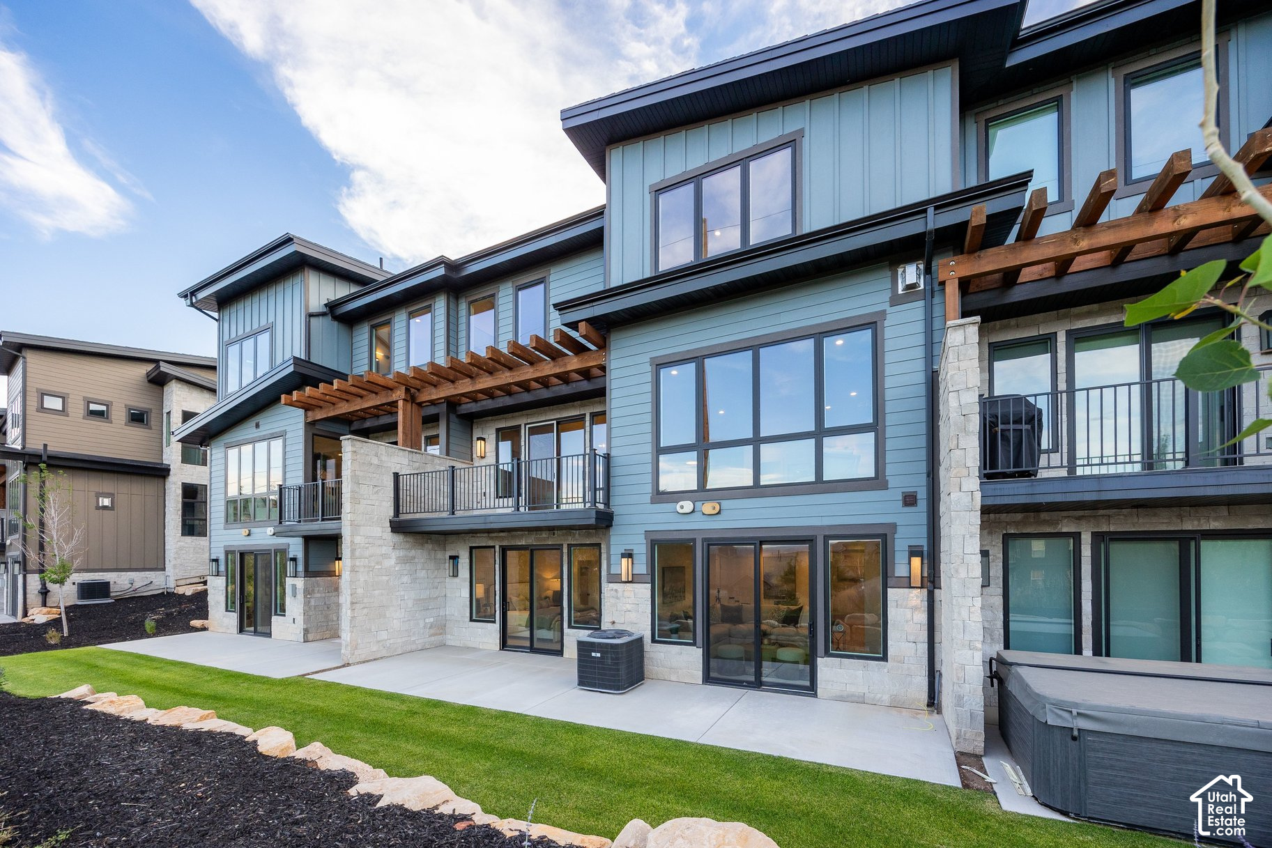 main property photo 44