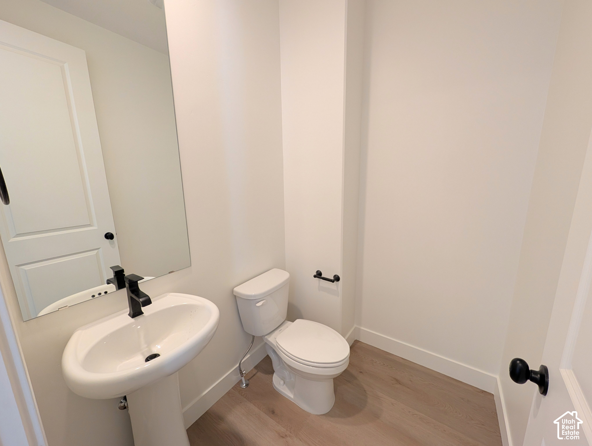 main property photo 7