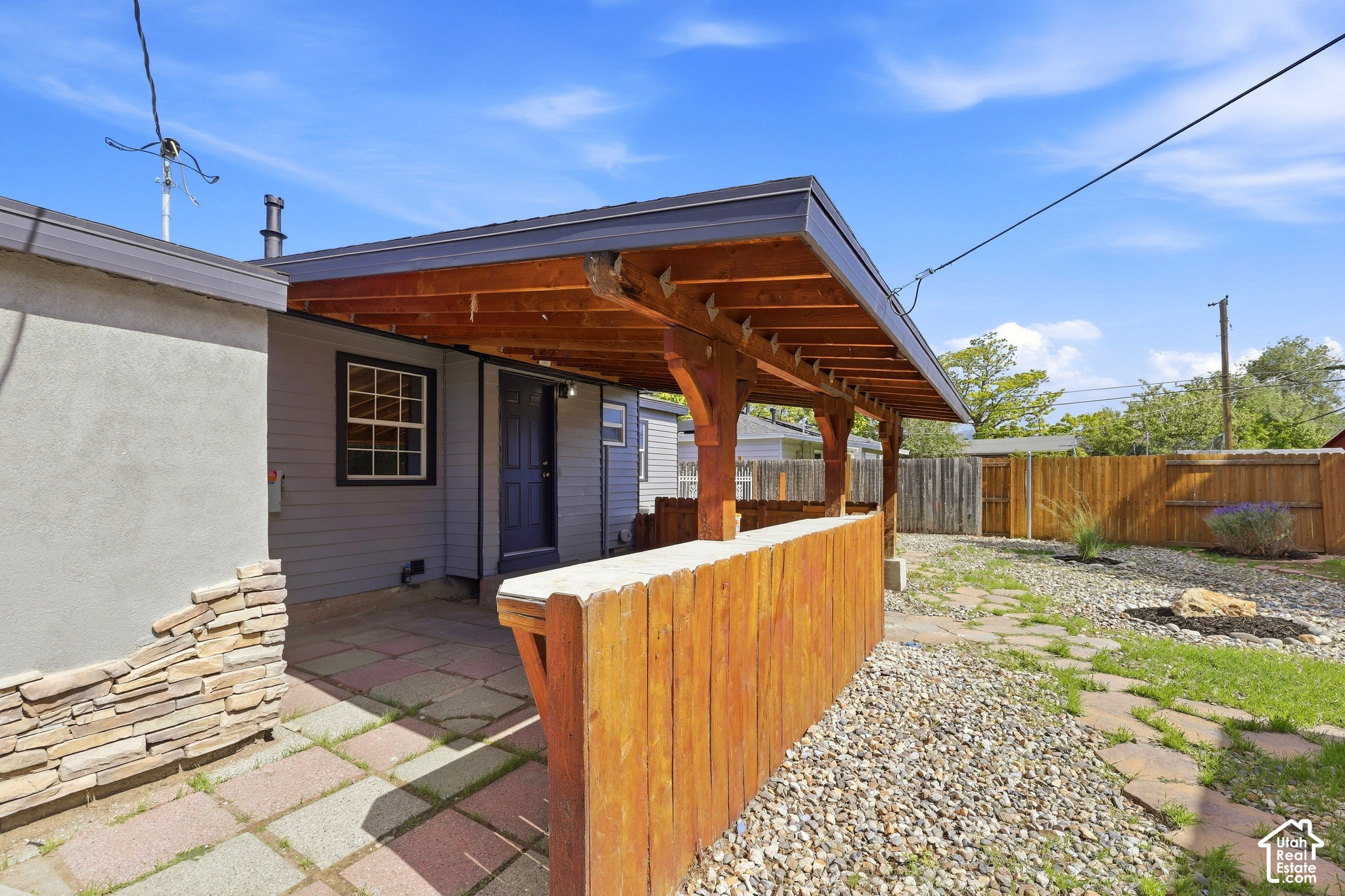 main property photo 31