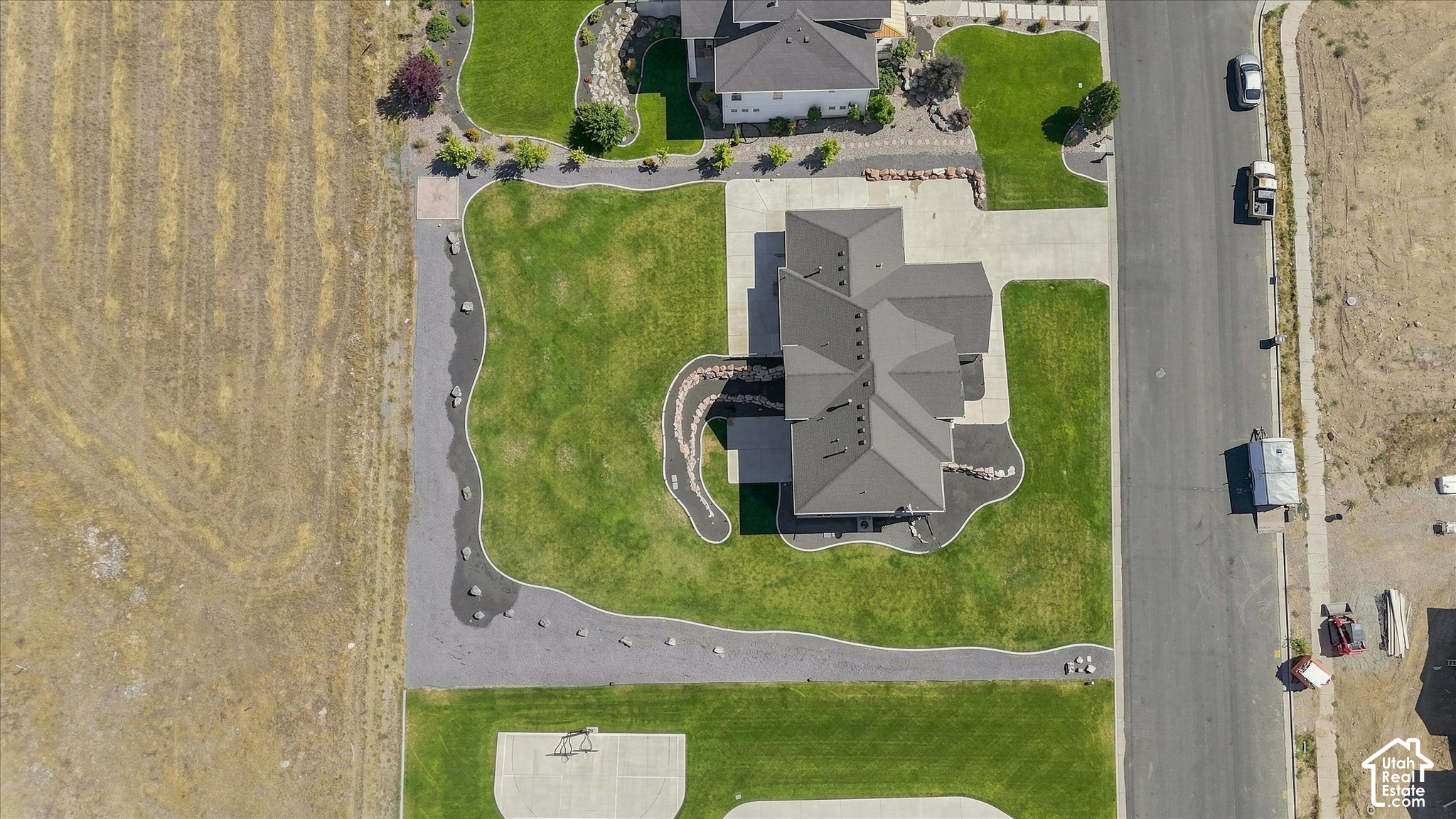 main property photo 60
