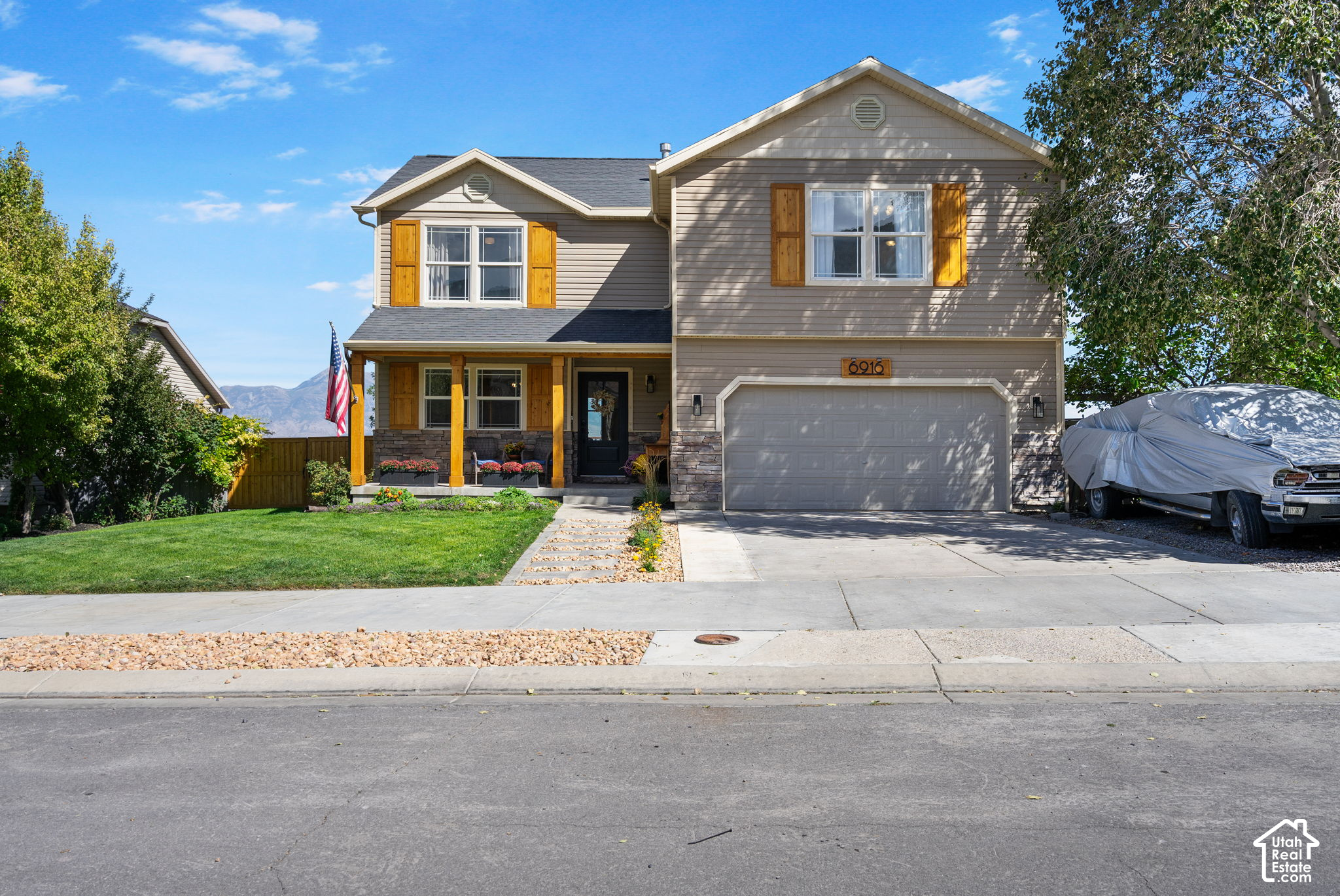 main property photo 7