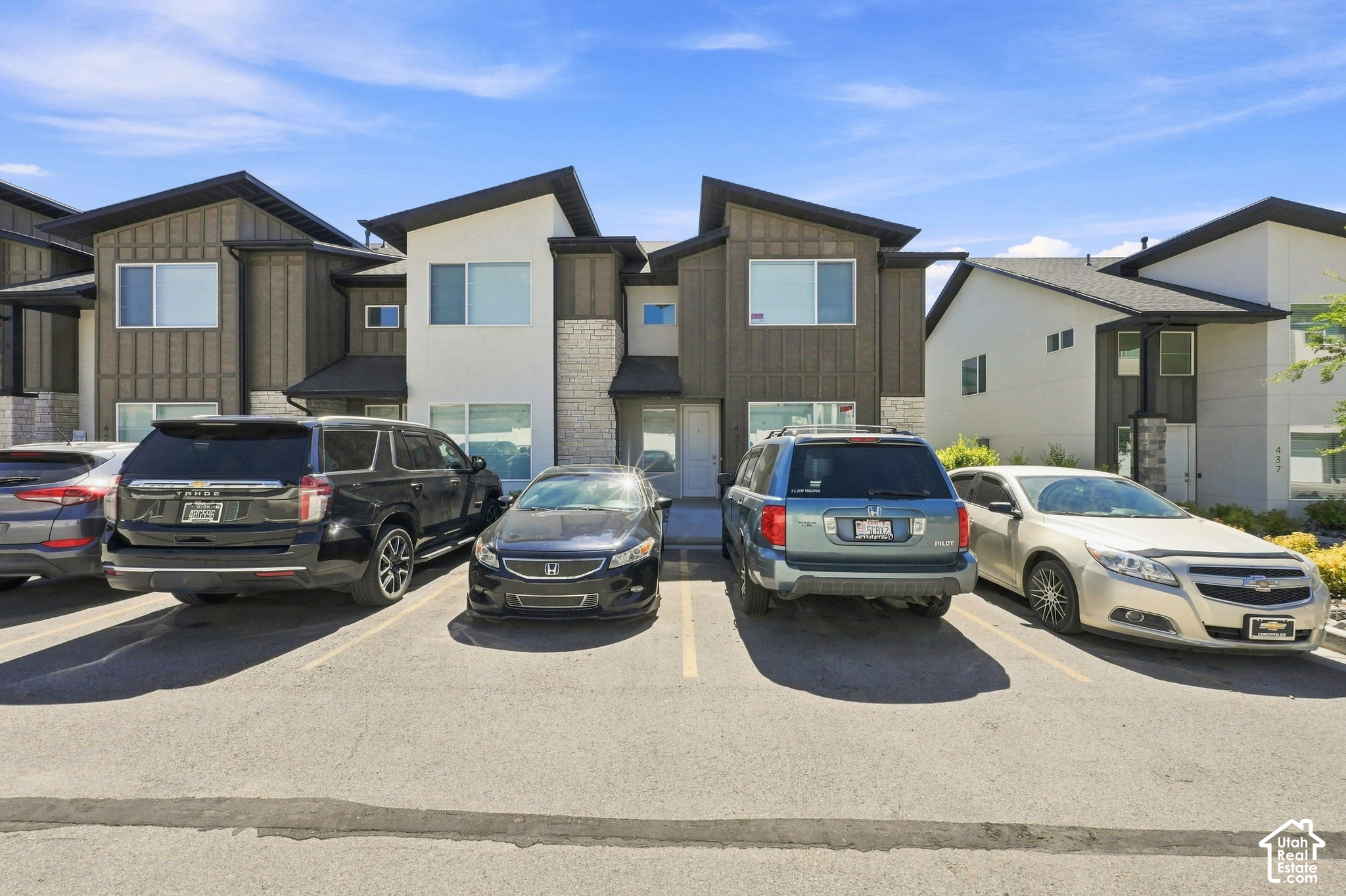 main property photo 25
